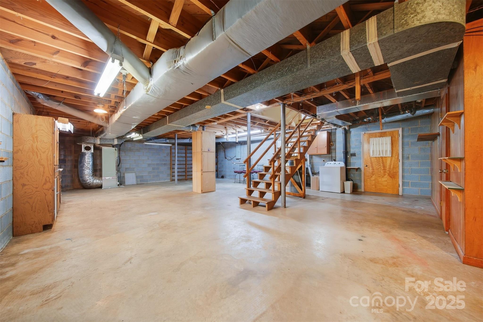 210 7th Avenue Place SW
