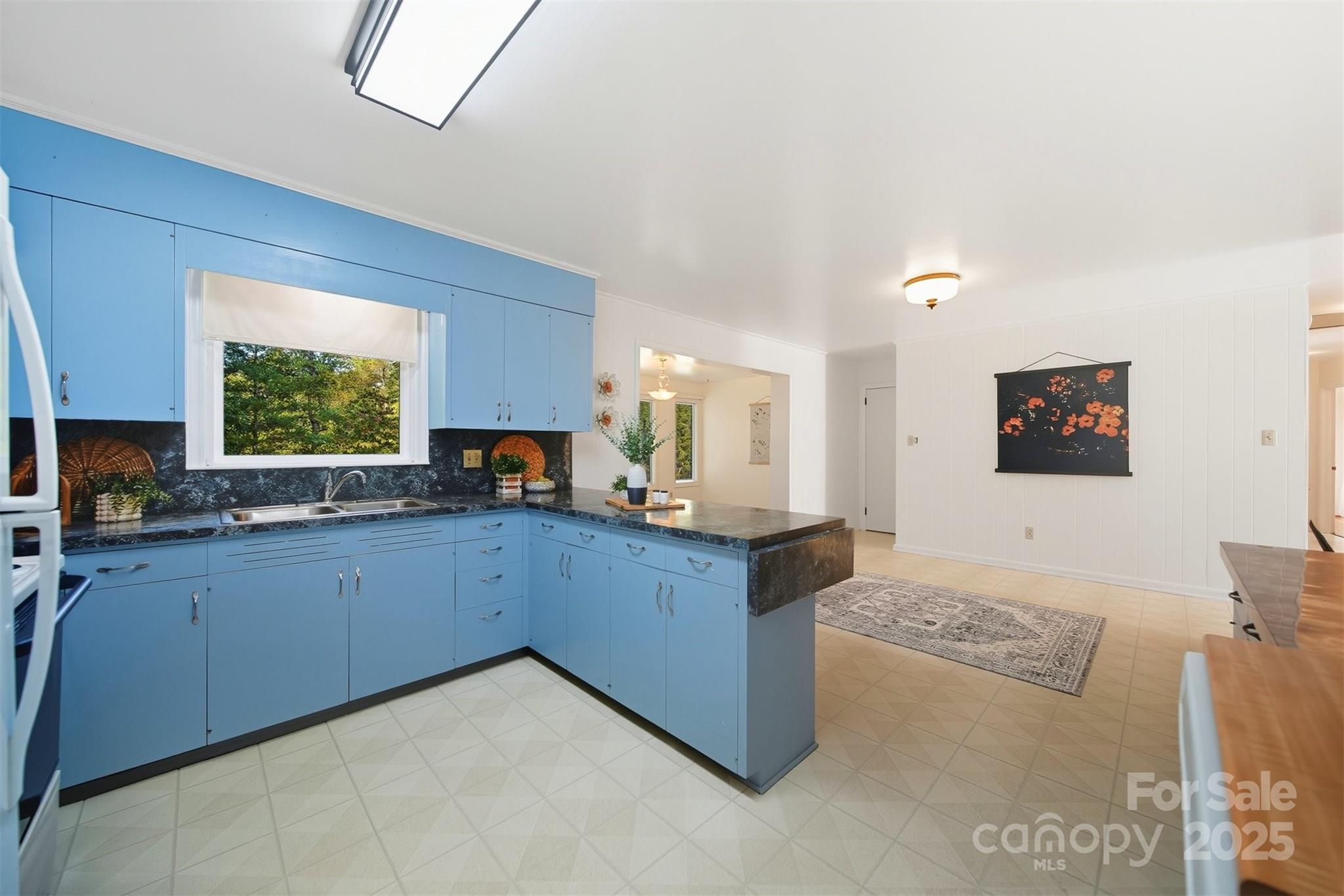 210 7th Avenue Place SW
