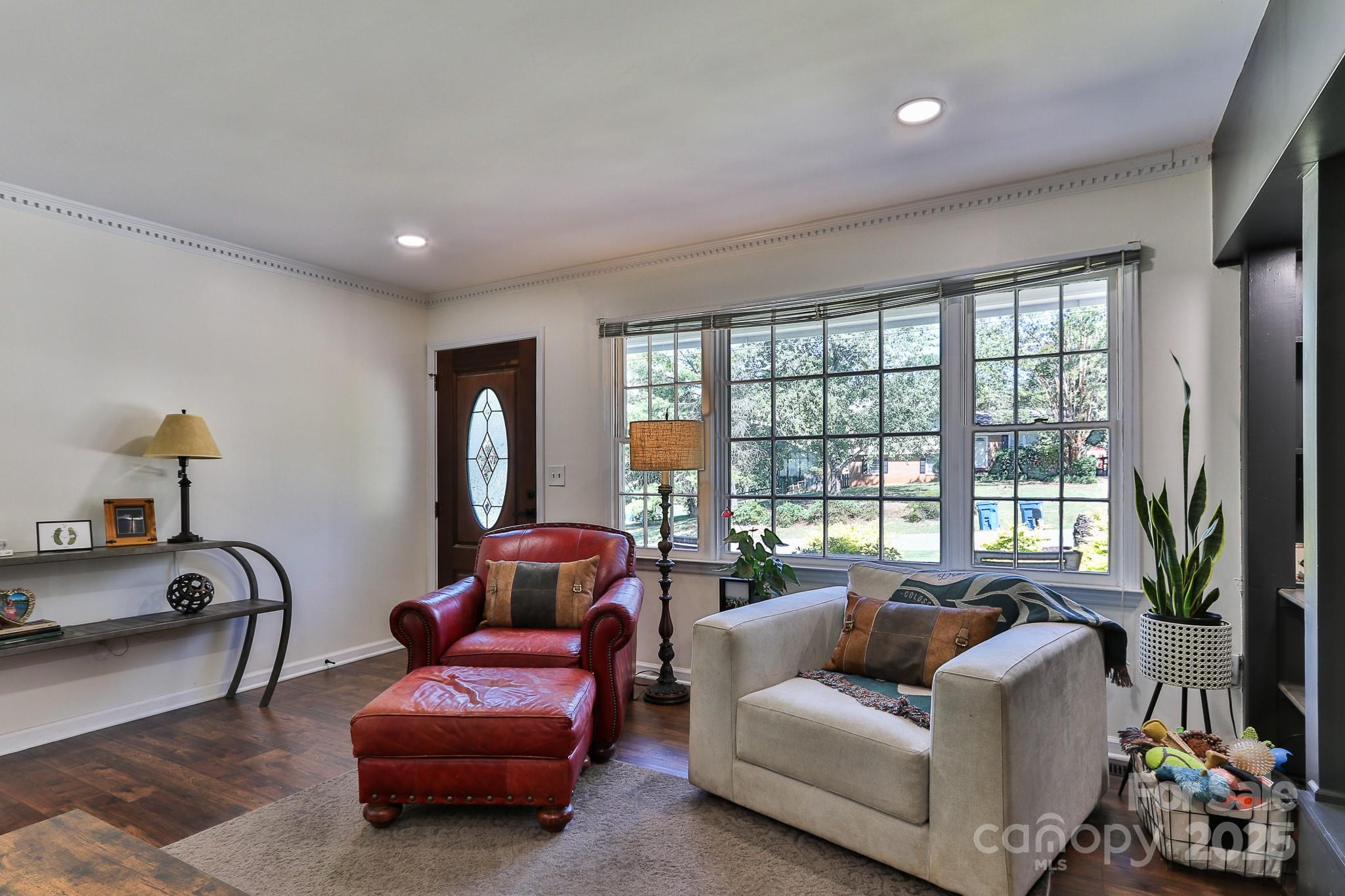 5645 Sandhurst Road