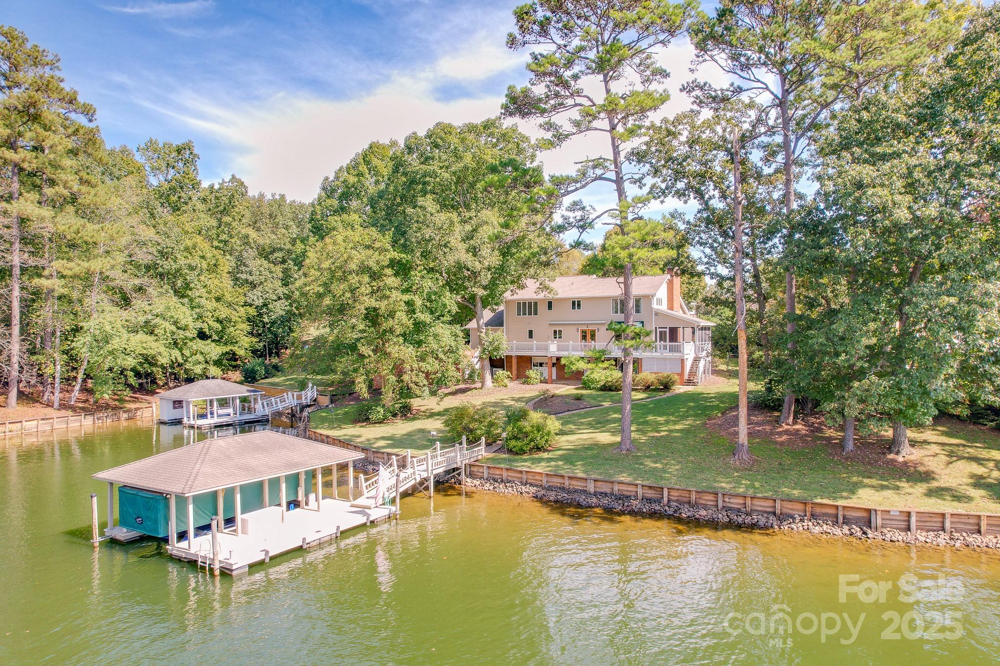 54 Cove Crest Drive