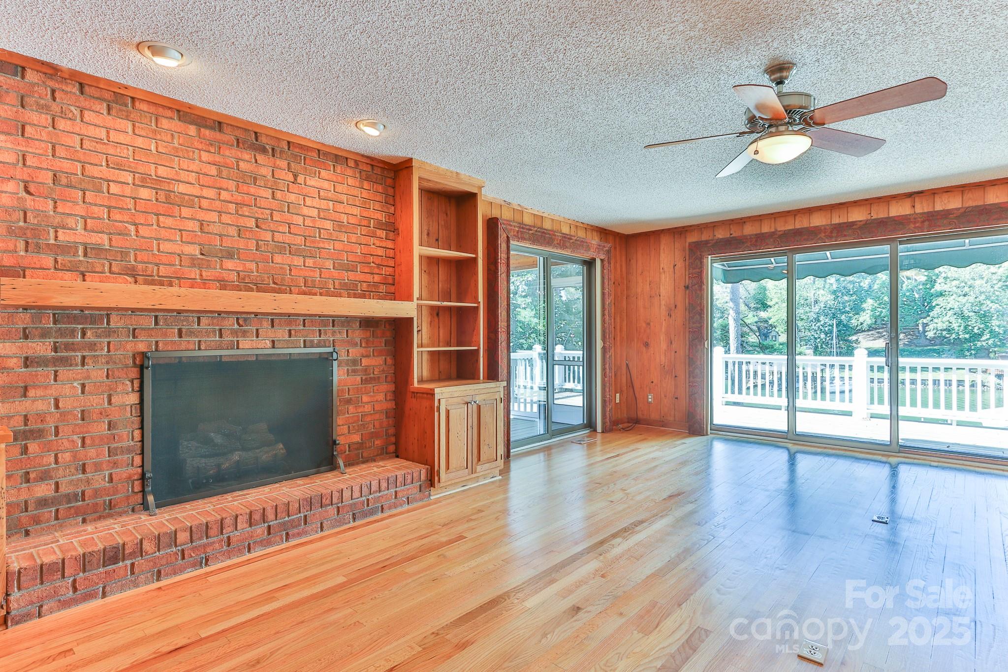 54 Cove Crest Drive