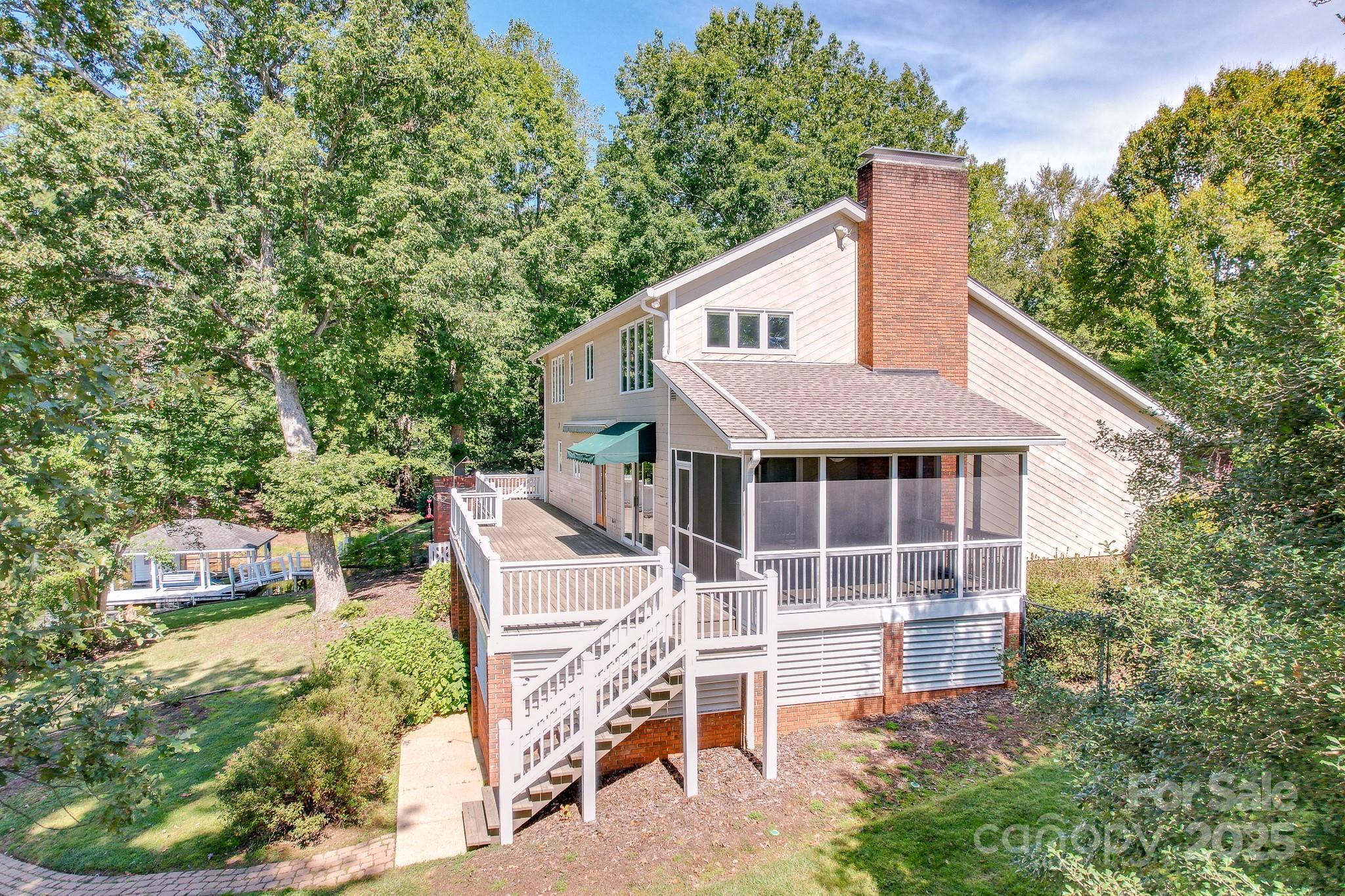 54 Cove Crest Drive
