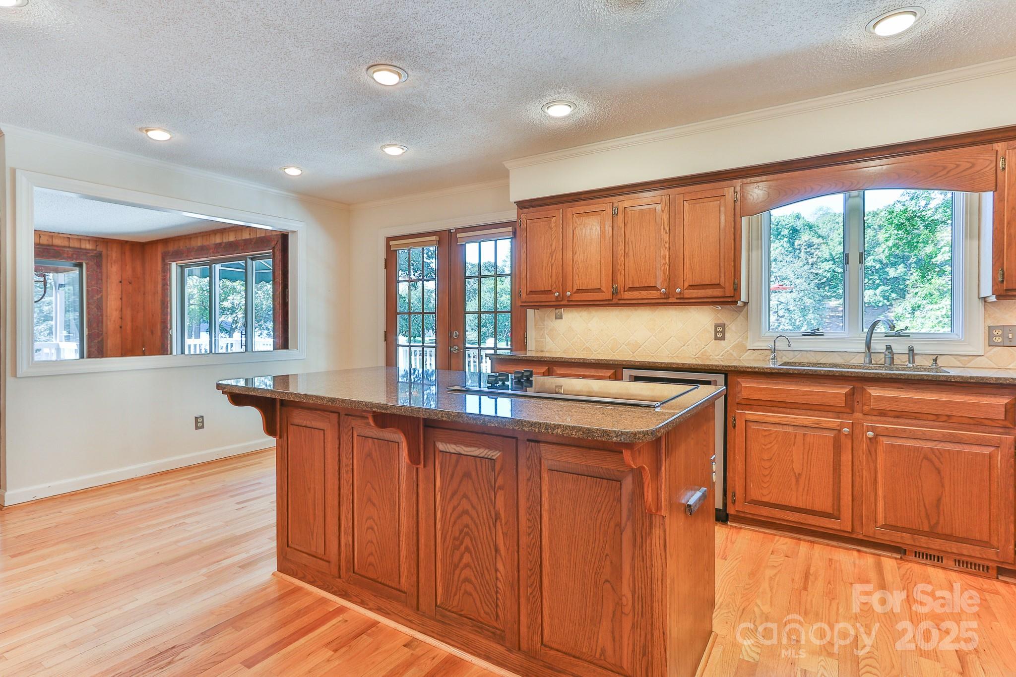 54 Cove Crest Drive