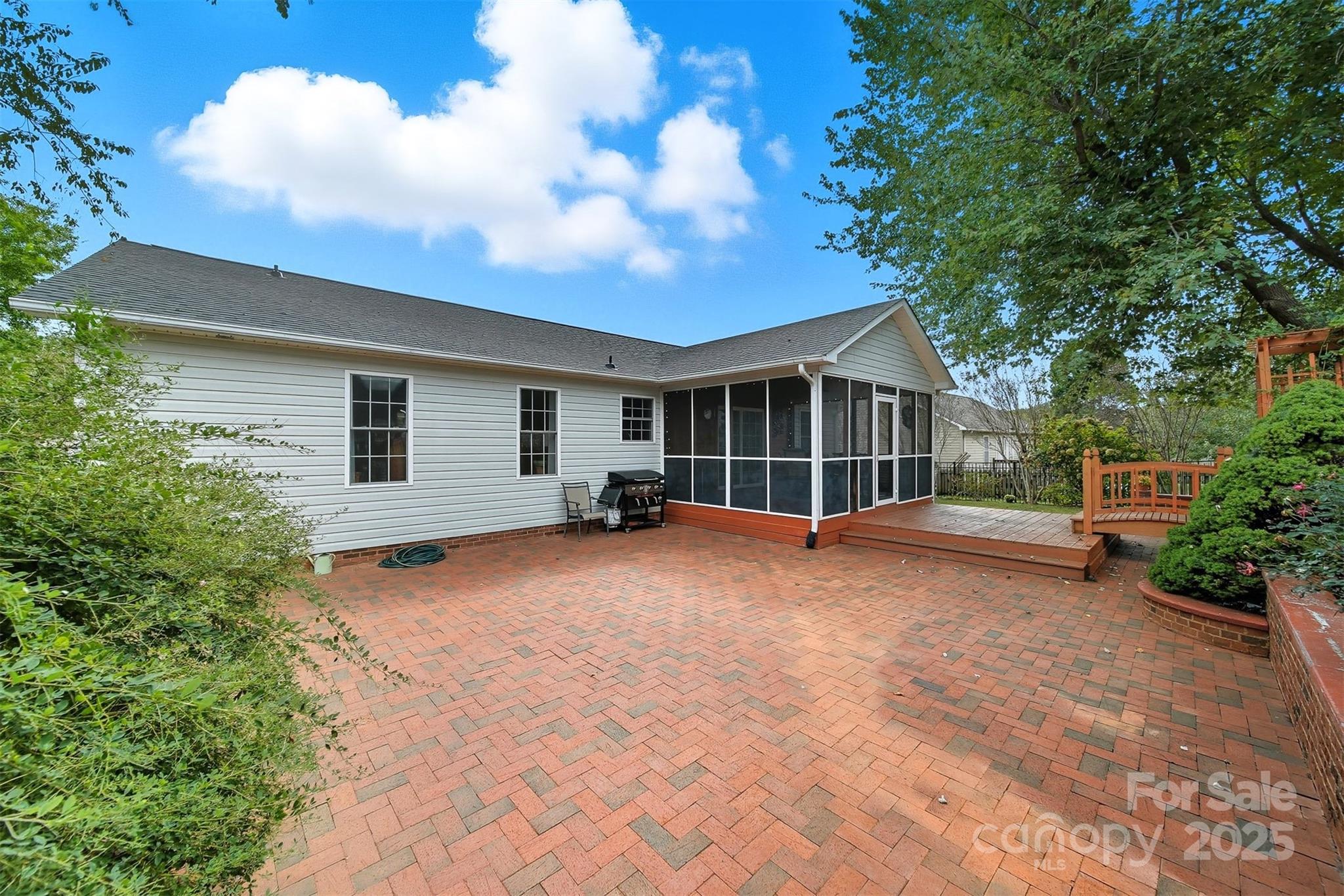 1641 Farmington Hills Drive