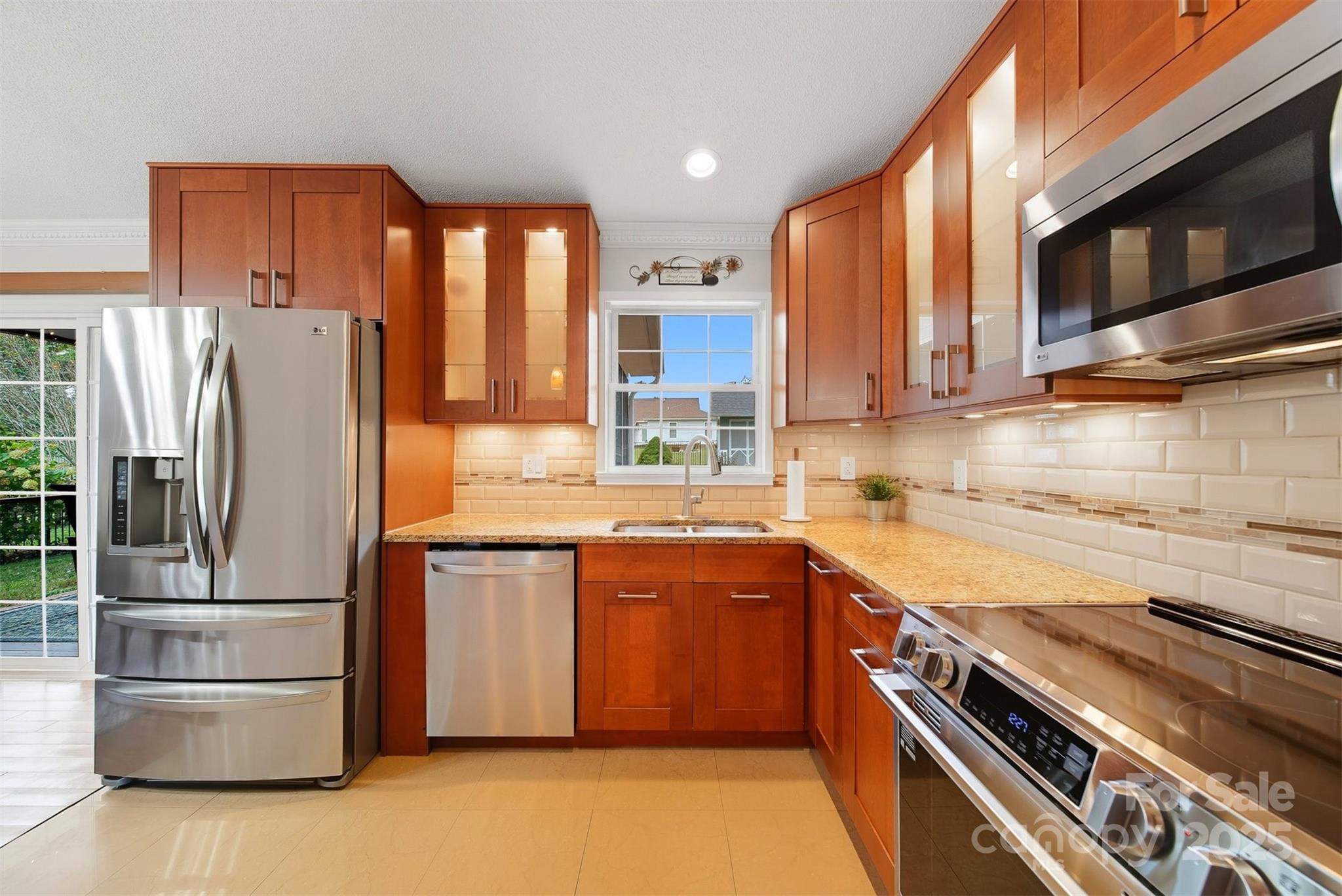 1641 Farmington Hills Drive
