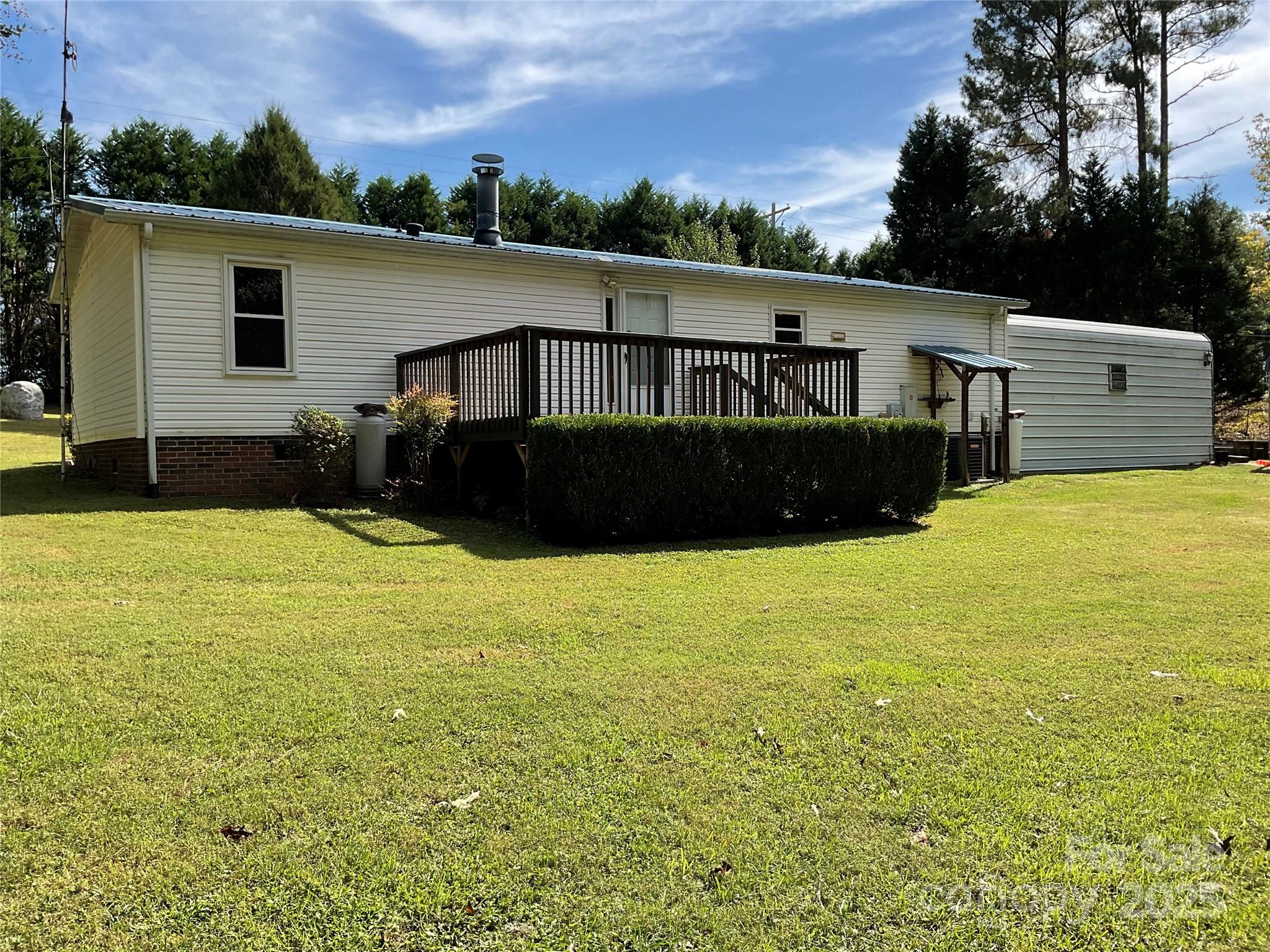 1761 Bolton Road