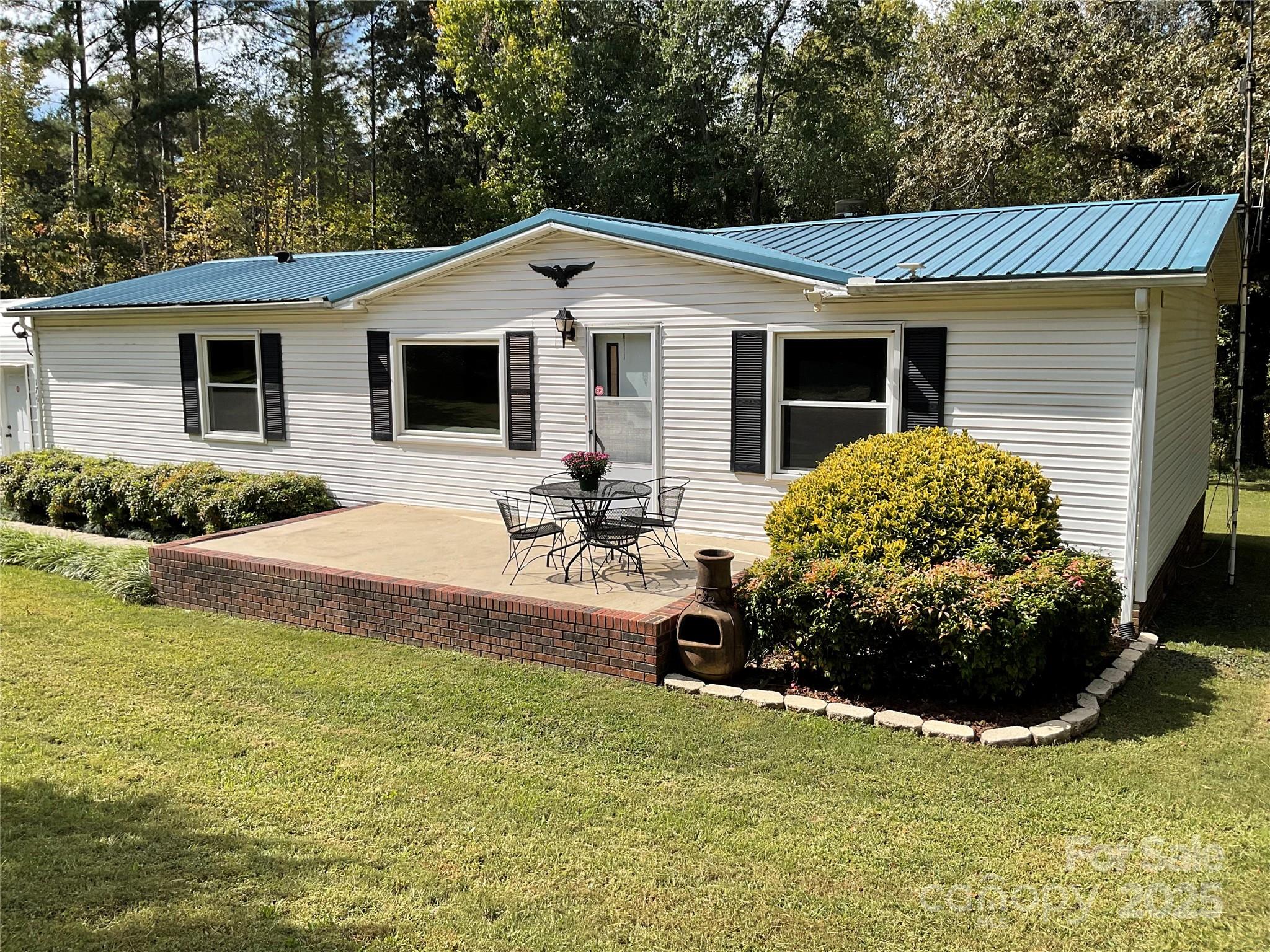 1761 Bolton Road