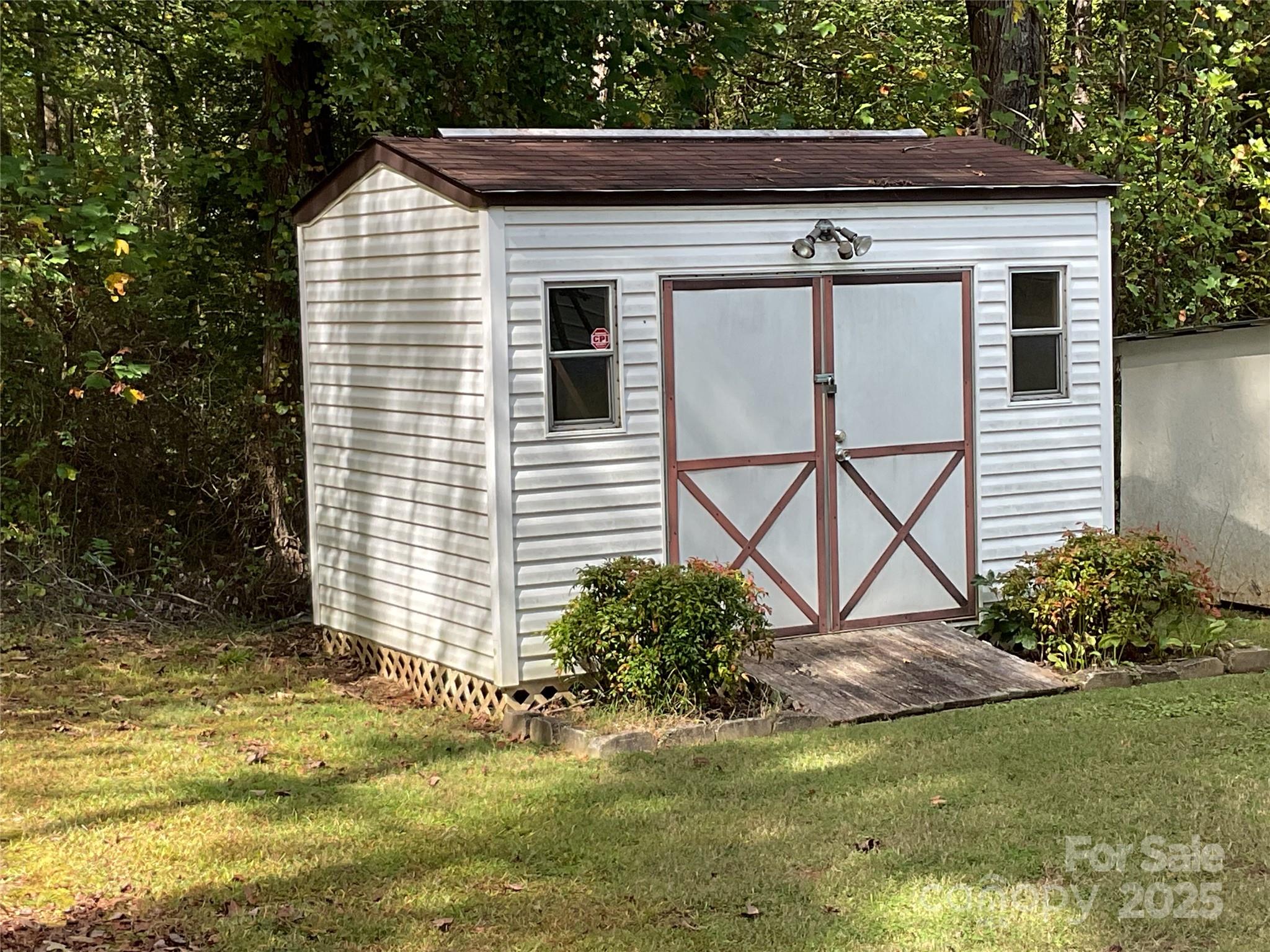 1761 Bolton Road