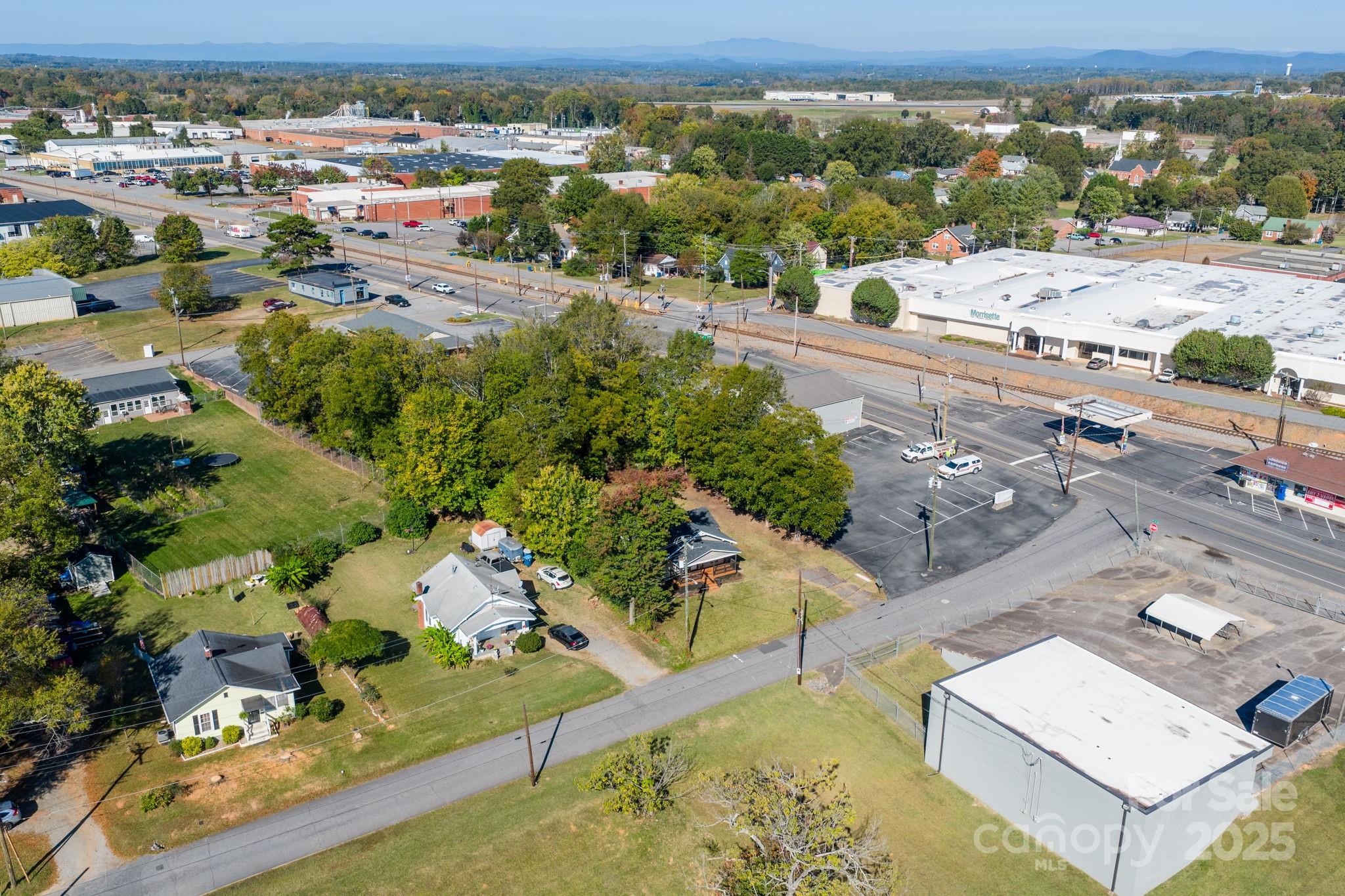 118 26th Street SW Unit: 2