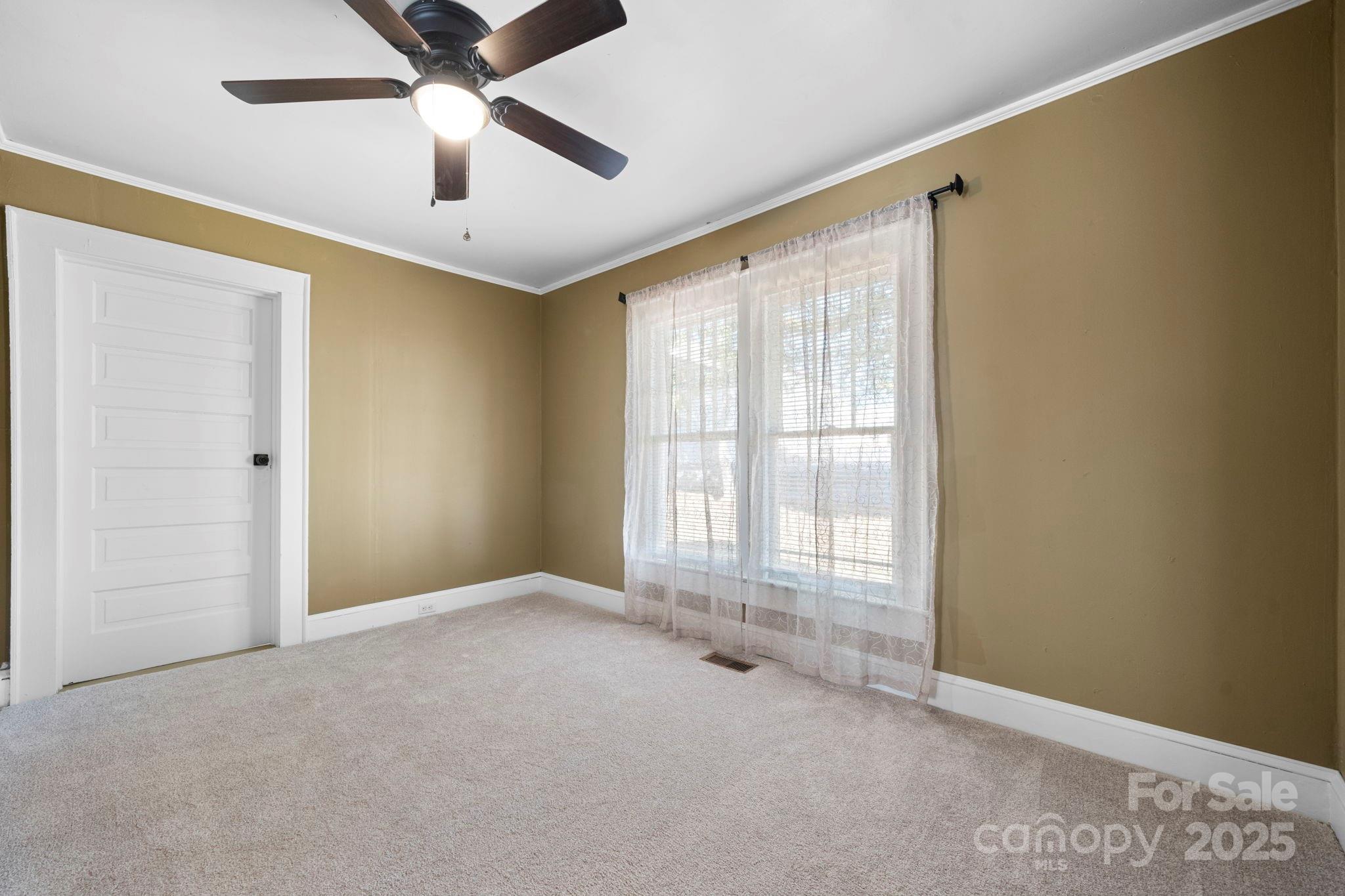 118 26th Street SW Unit: 2