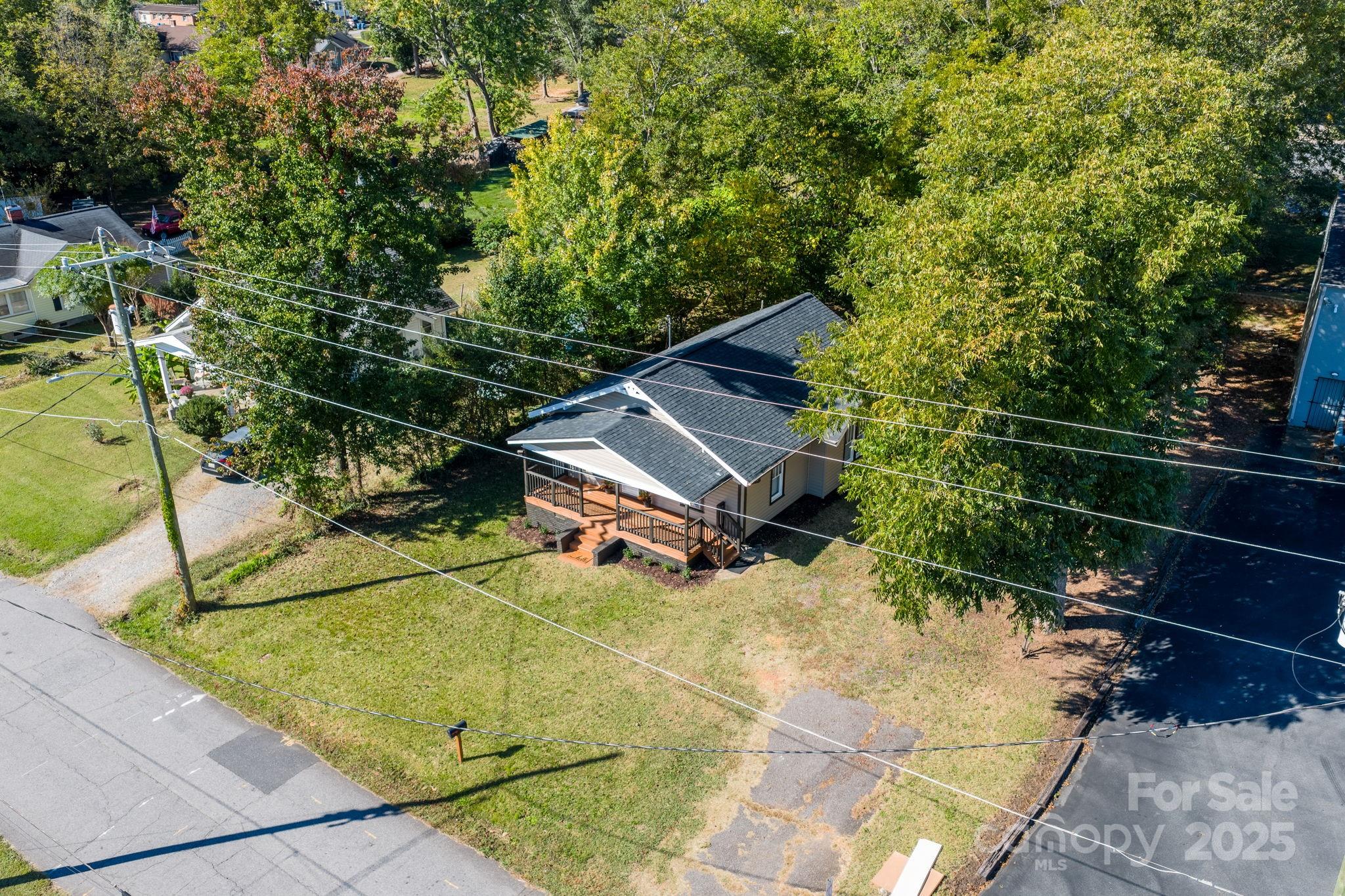 118 26th Street SW Unit: 2