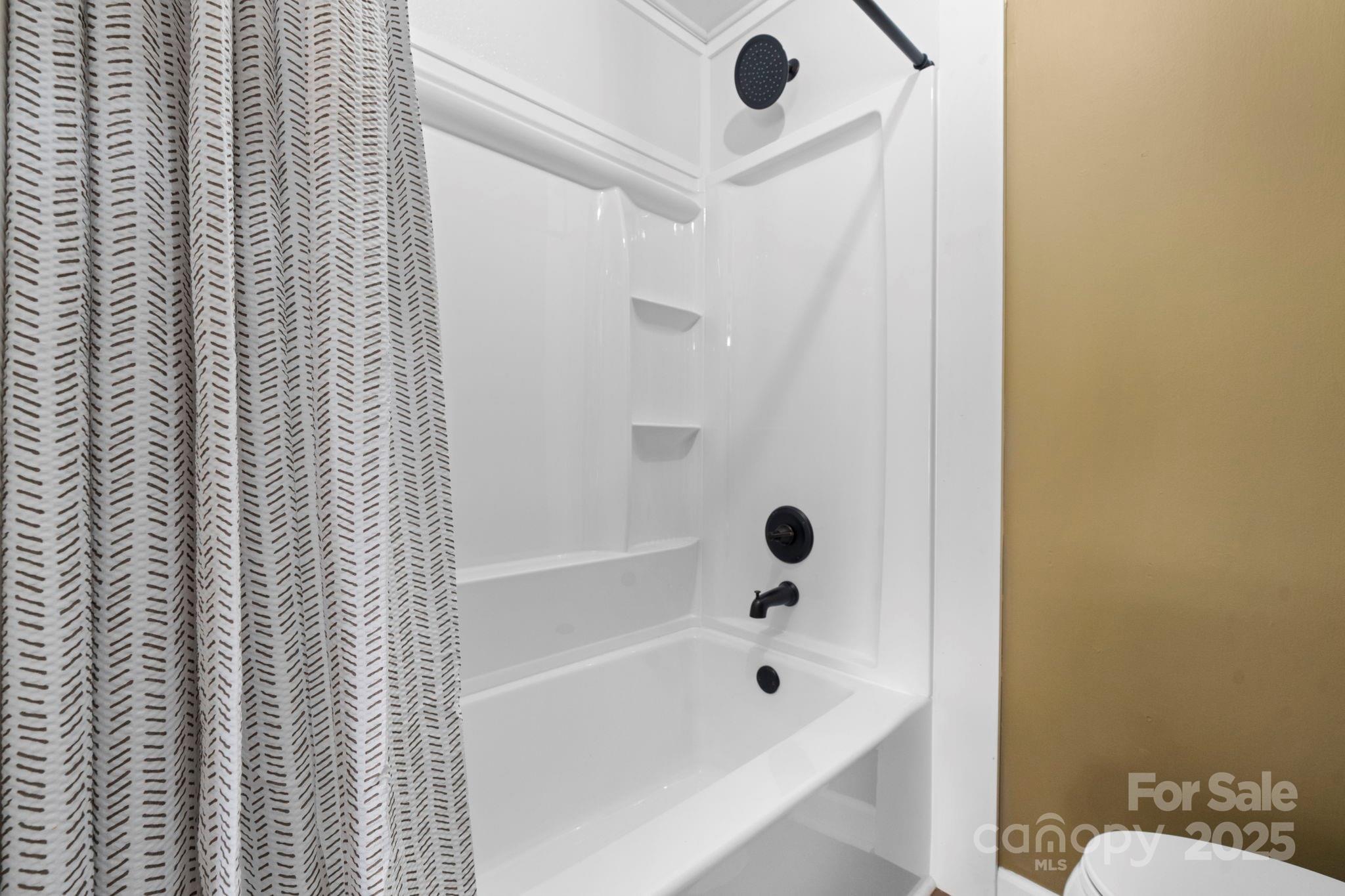 118 26th Street SW Unit: 2