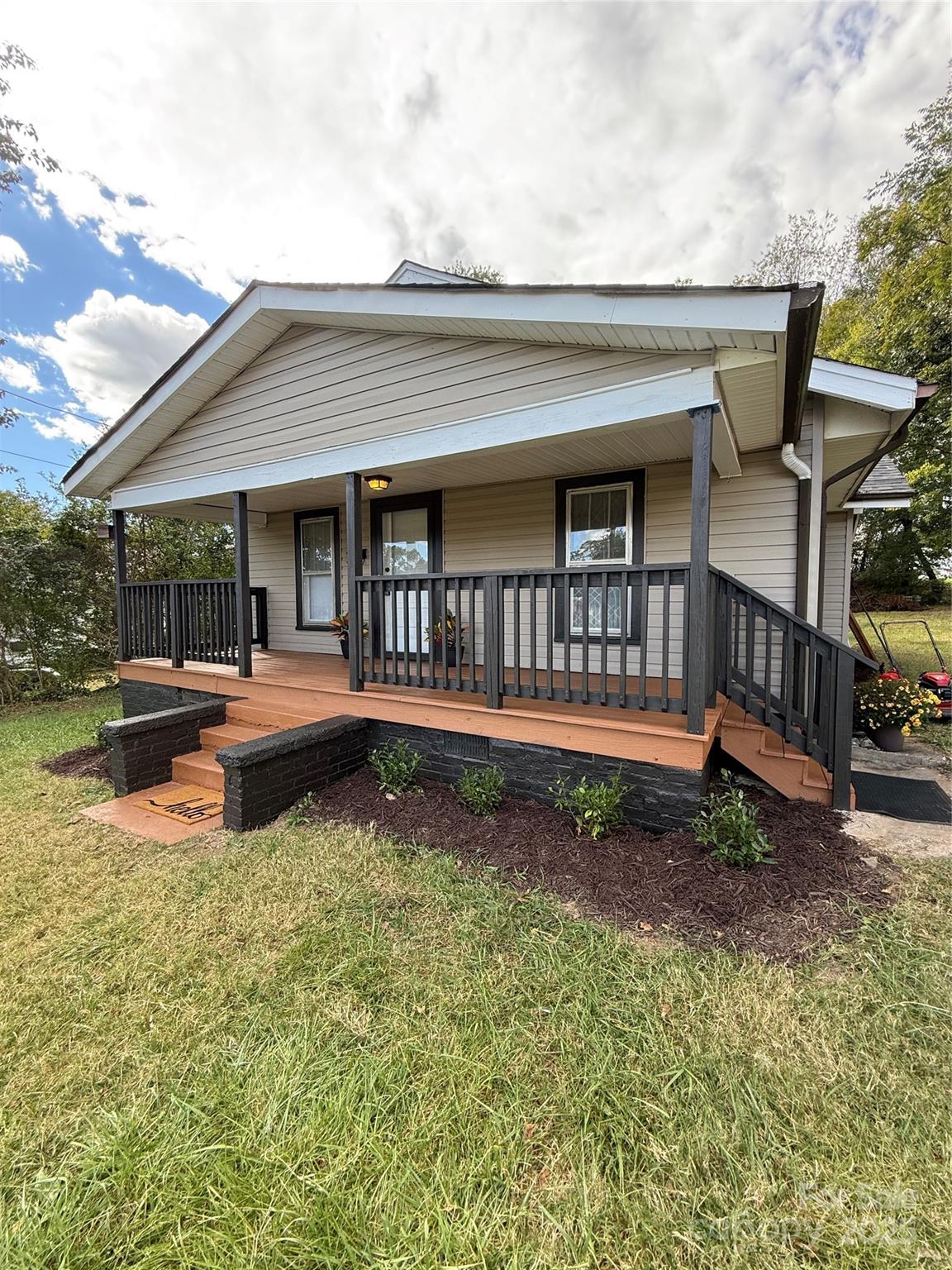 118 26th Street SW Unit: 2