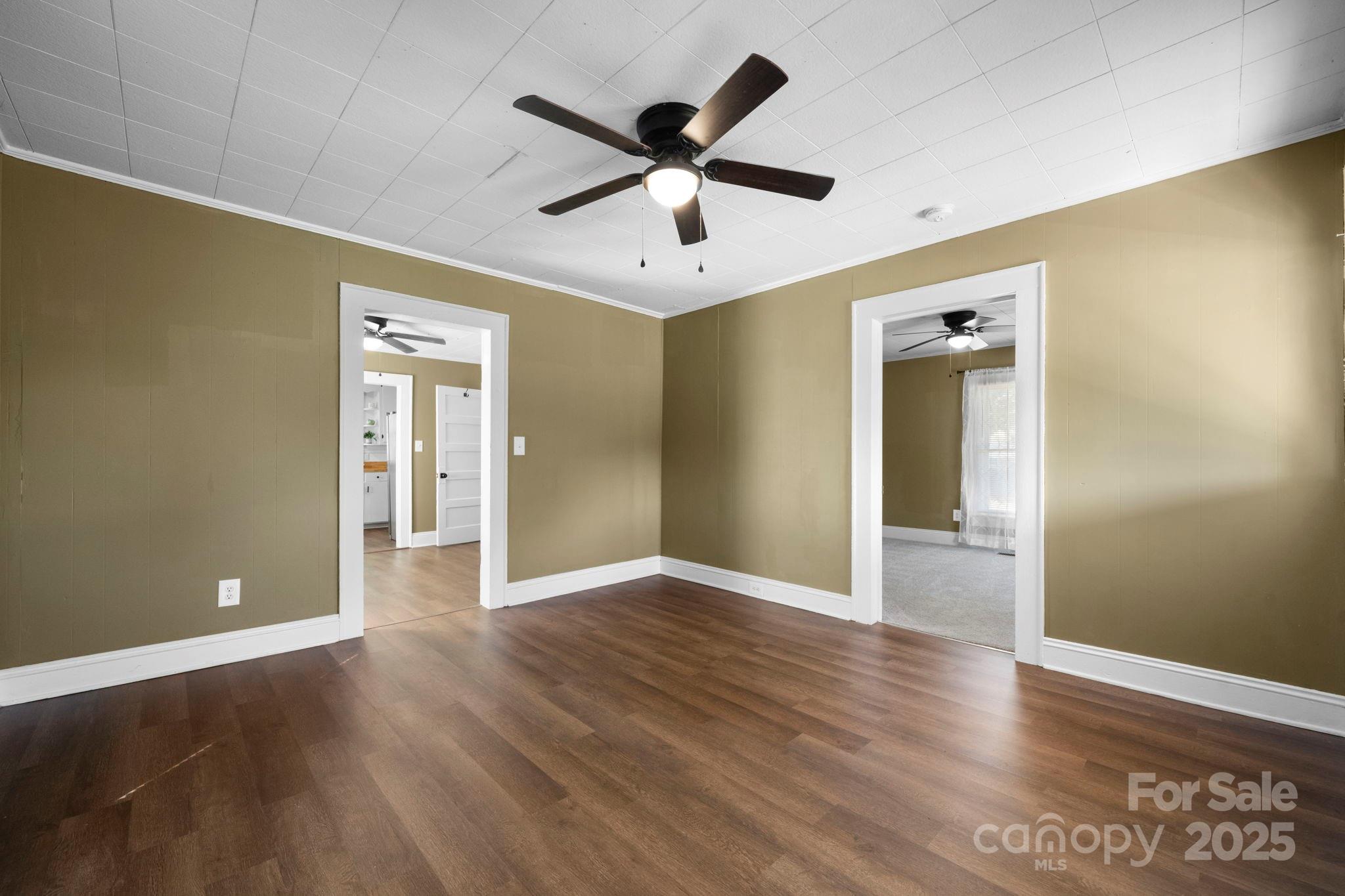 118 26th Street SW Unit: 2