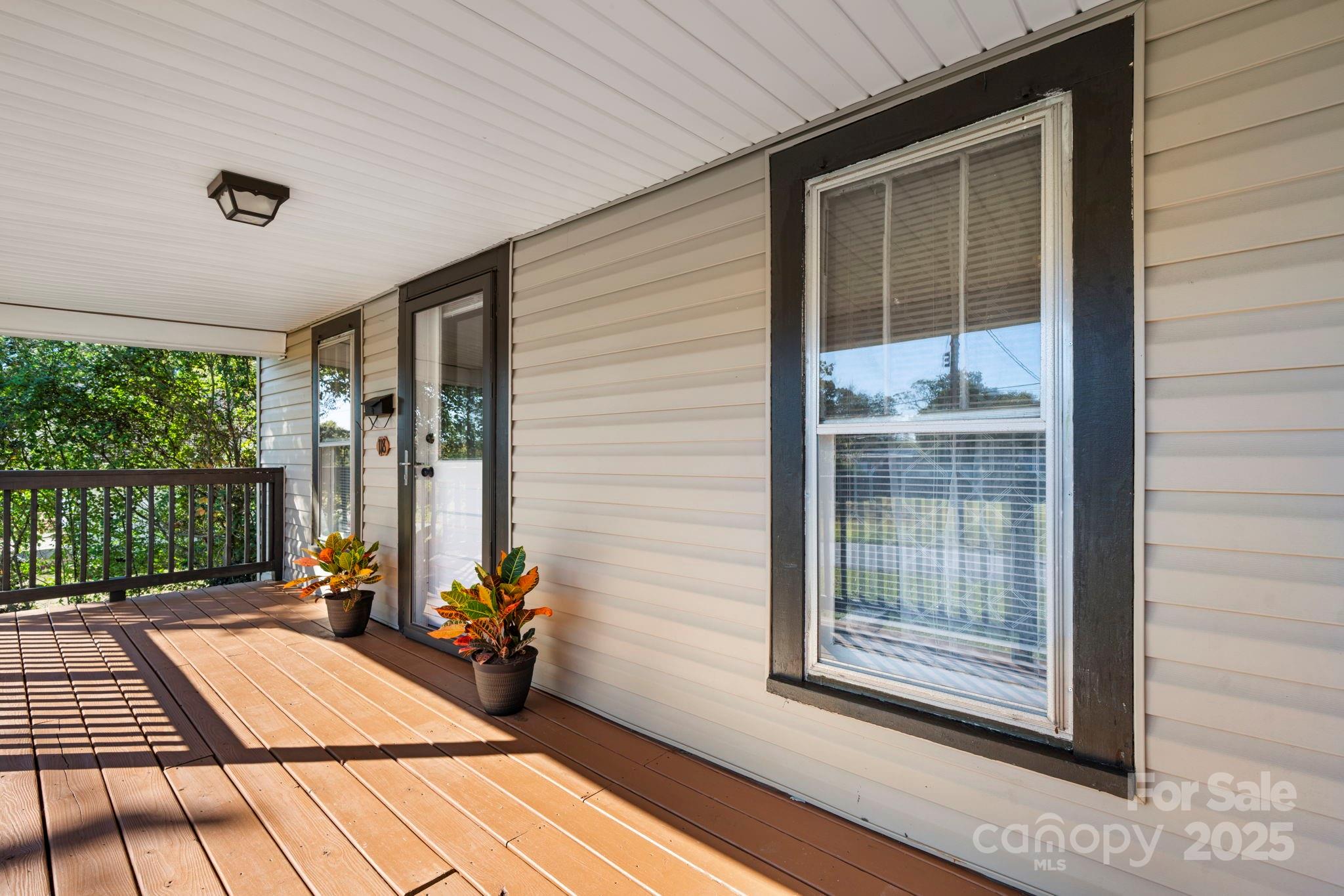 118 26th Street SW Unit: 2