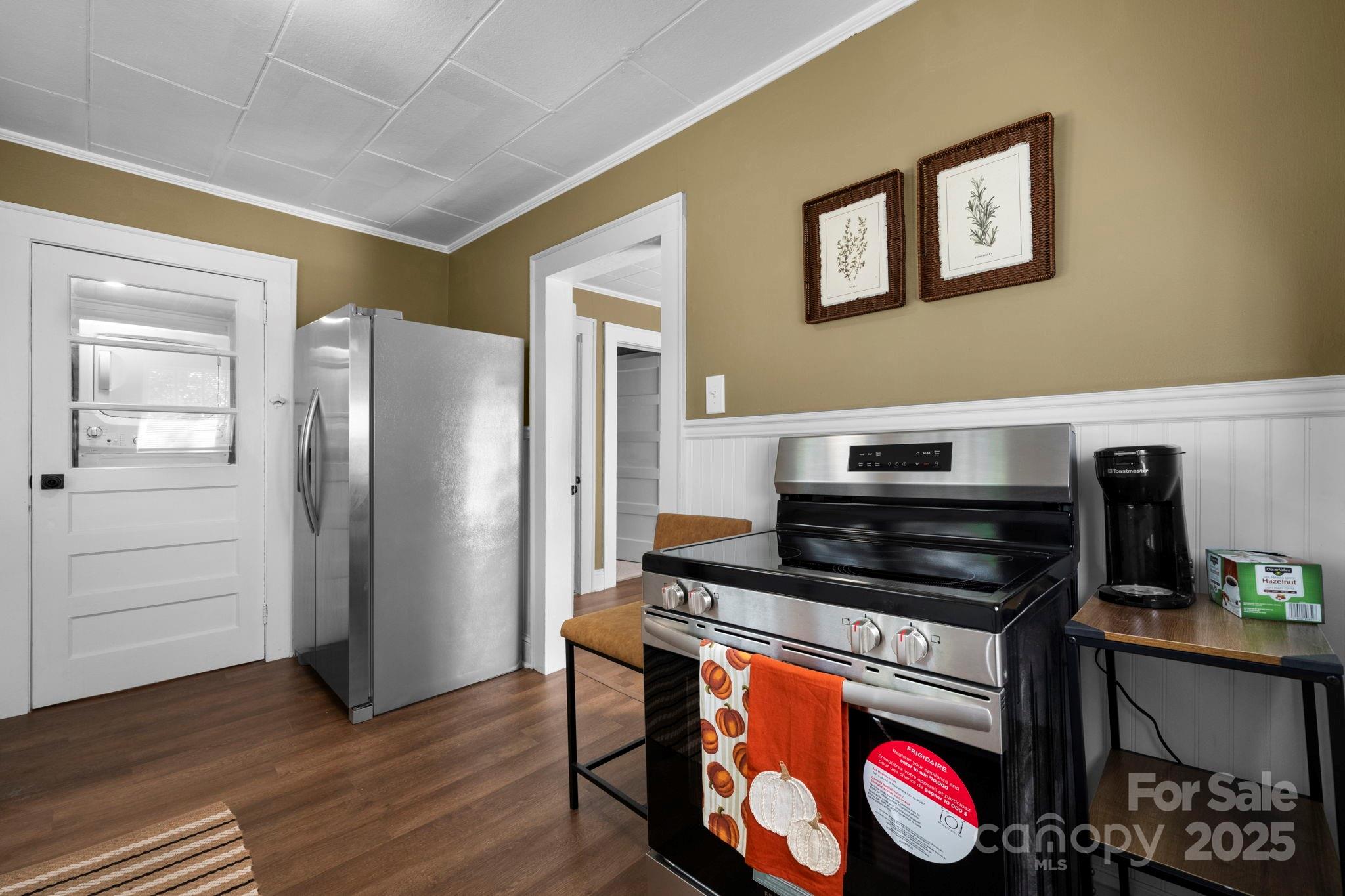 118 26th Street SW Unit: 2