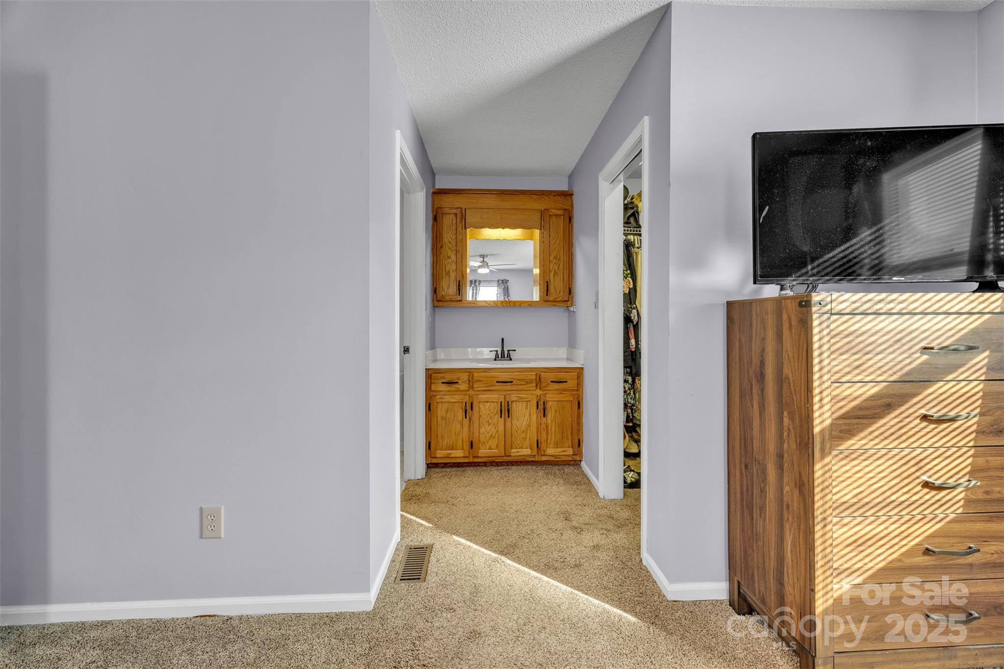 271 Pine Valley Lane