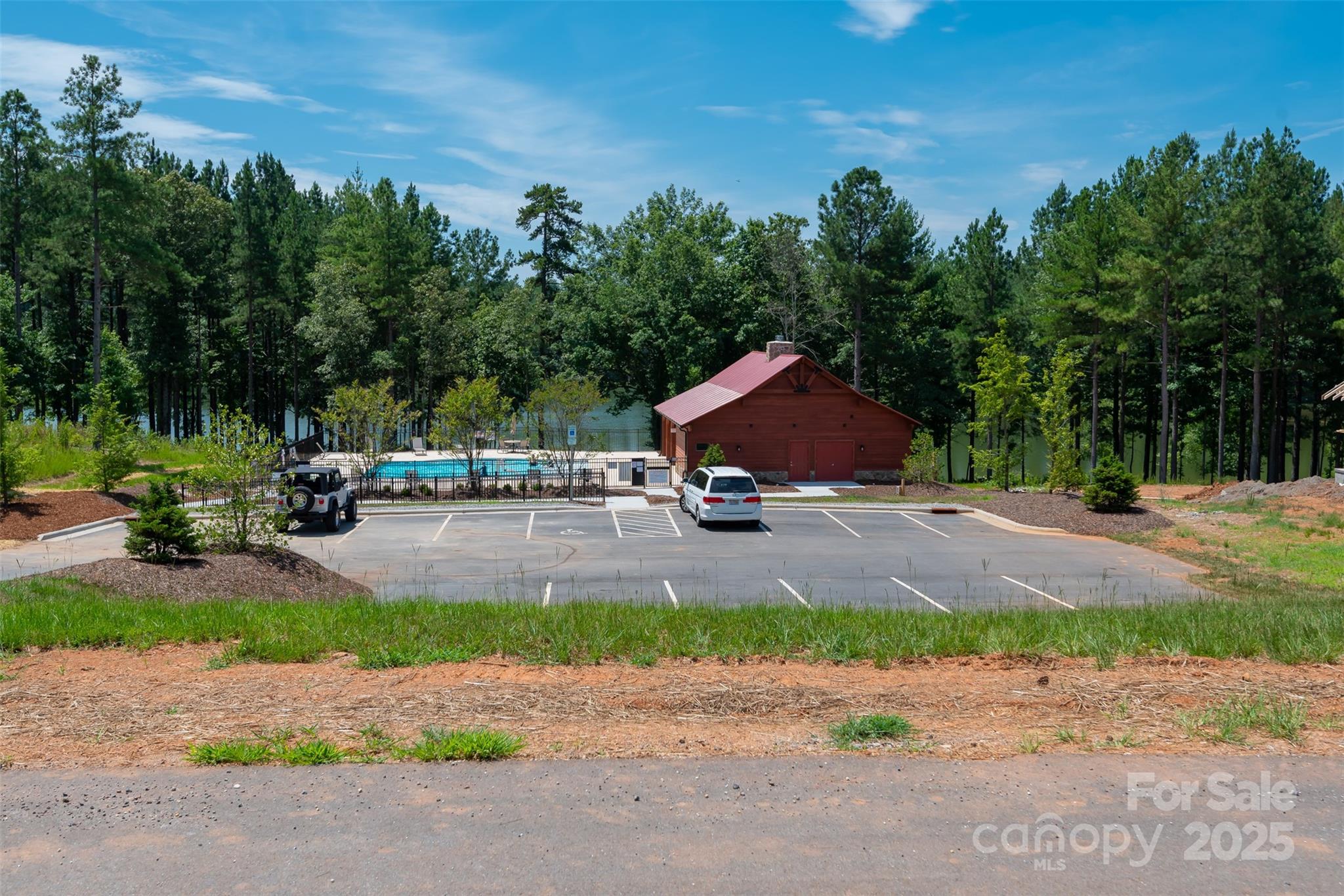 0 Windward Lane Unit: 27