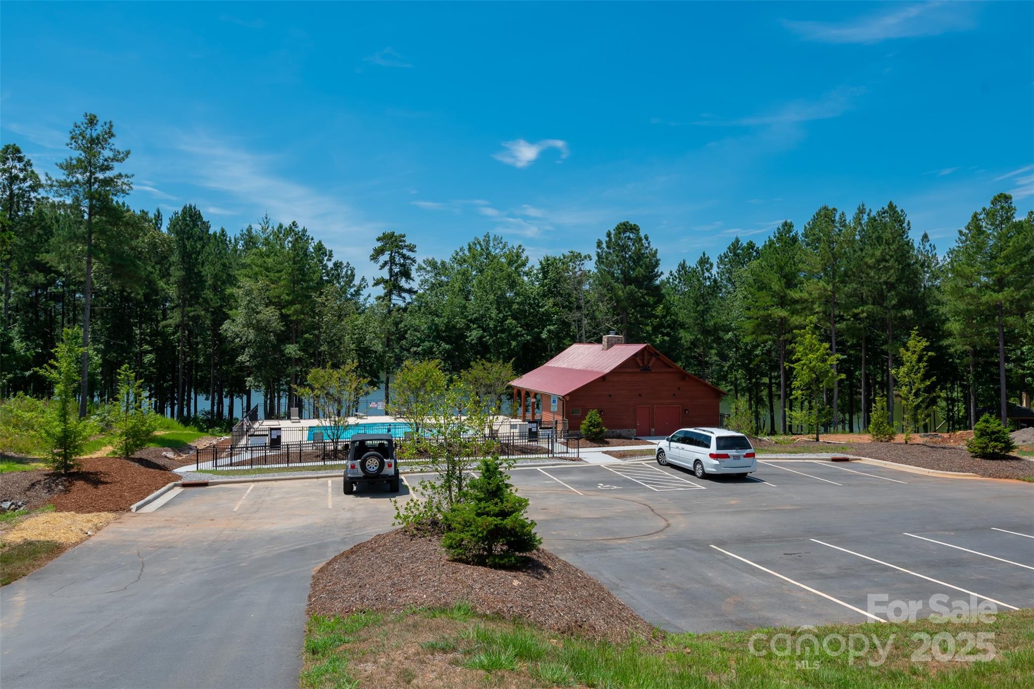 0 Windward Lane Unit: 27