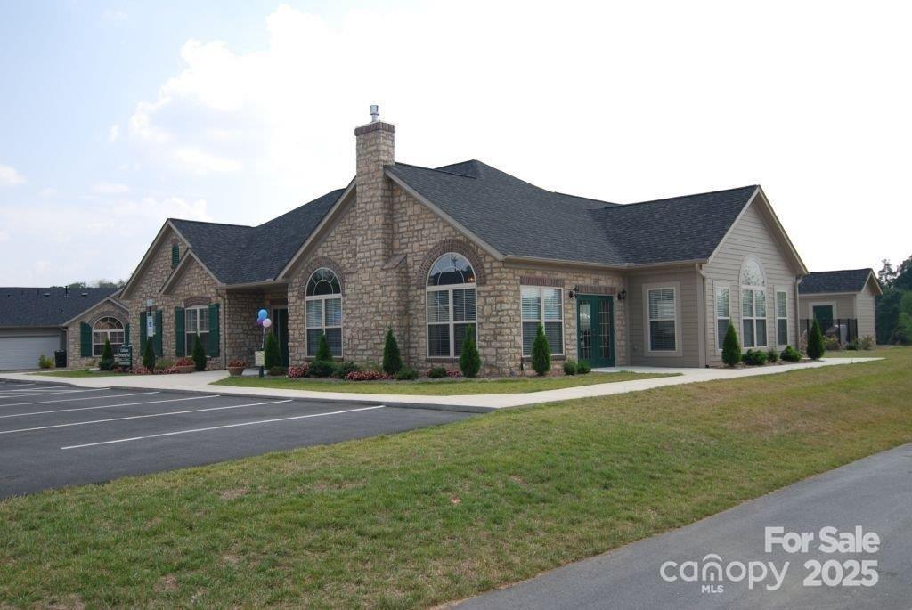 835 Wynnshire Drive Unit: C