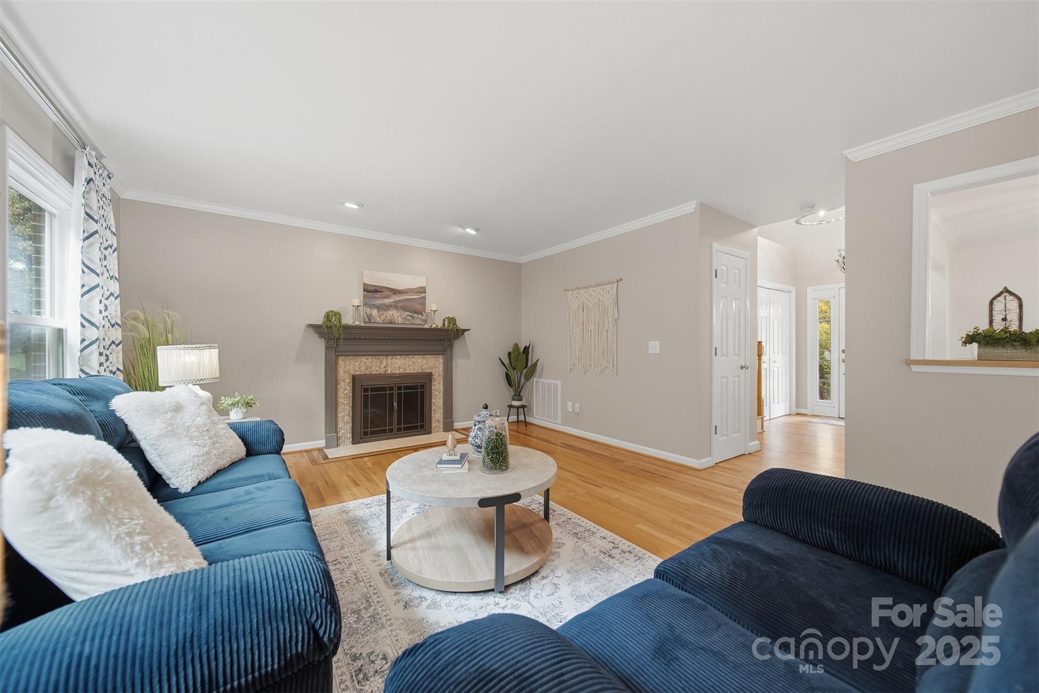 656 Wood Hollow Road