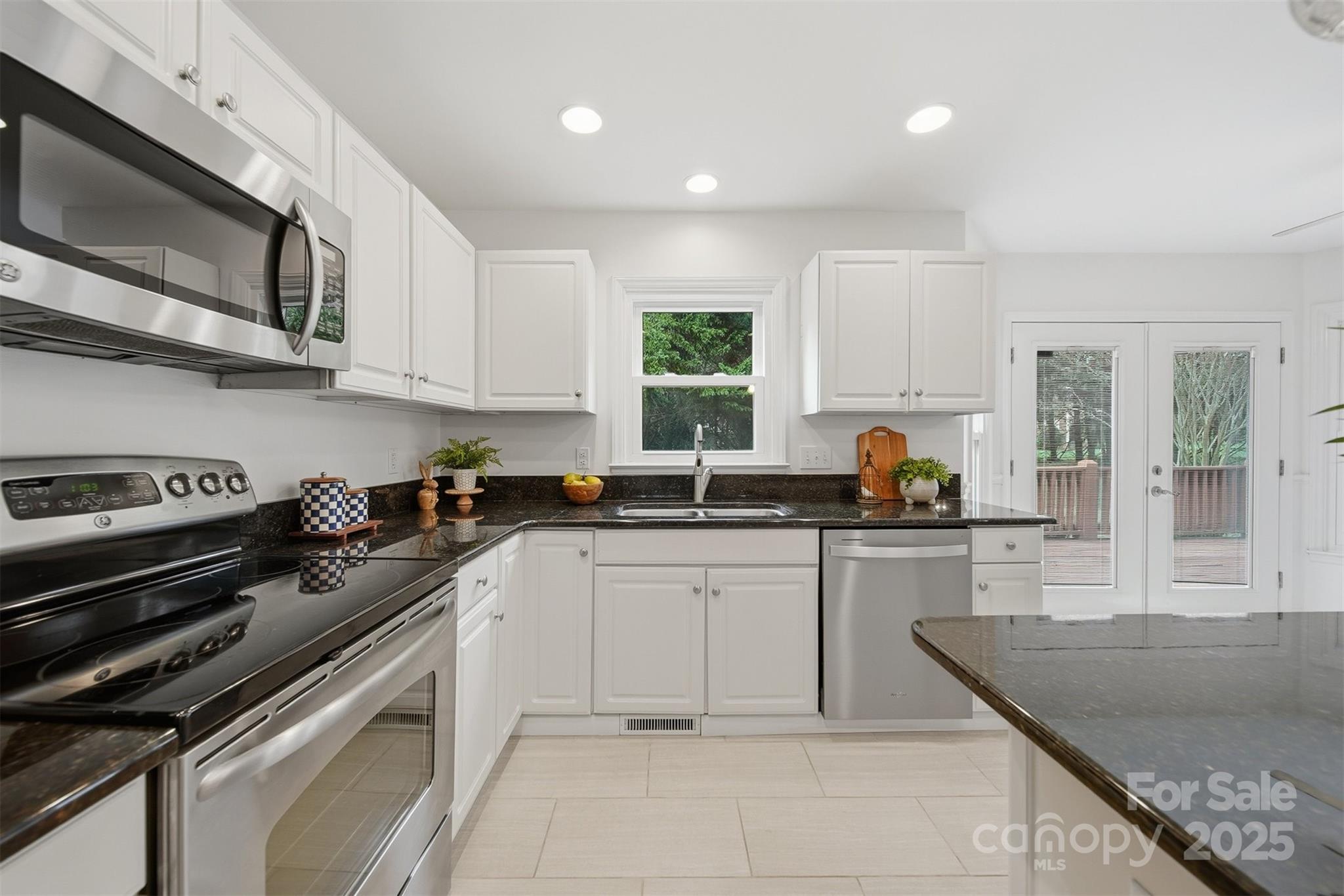 656 Wood Hollow Road