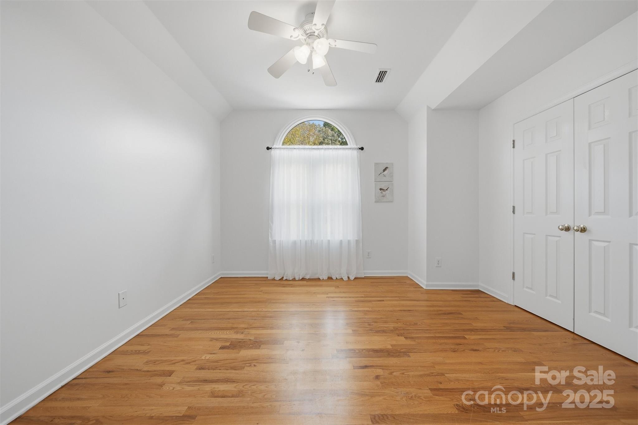 656 Wood Hollow Road