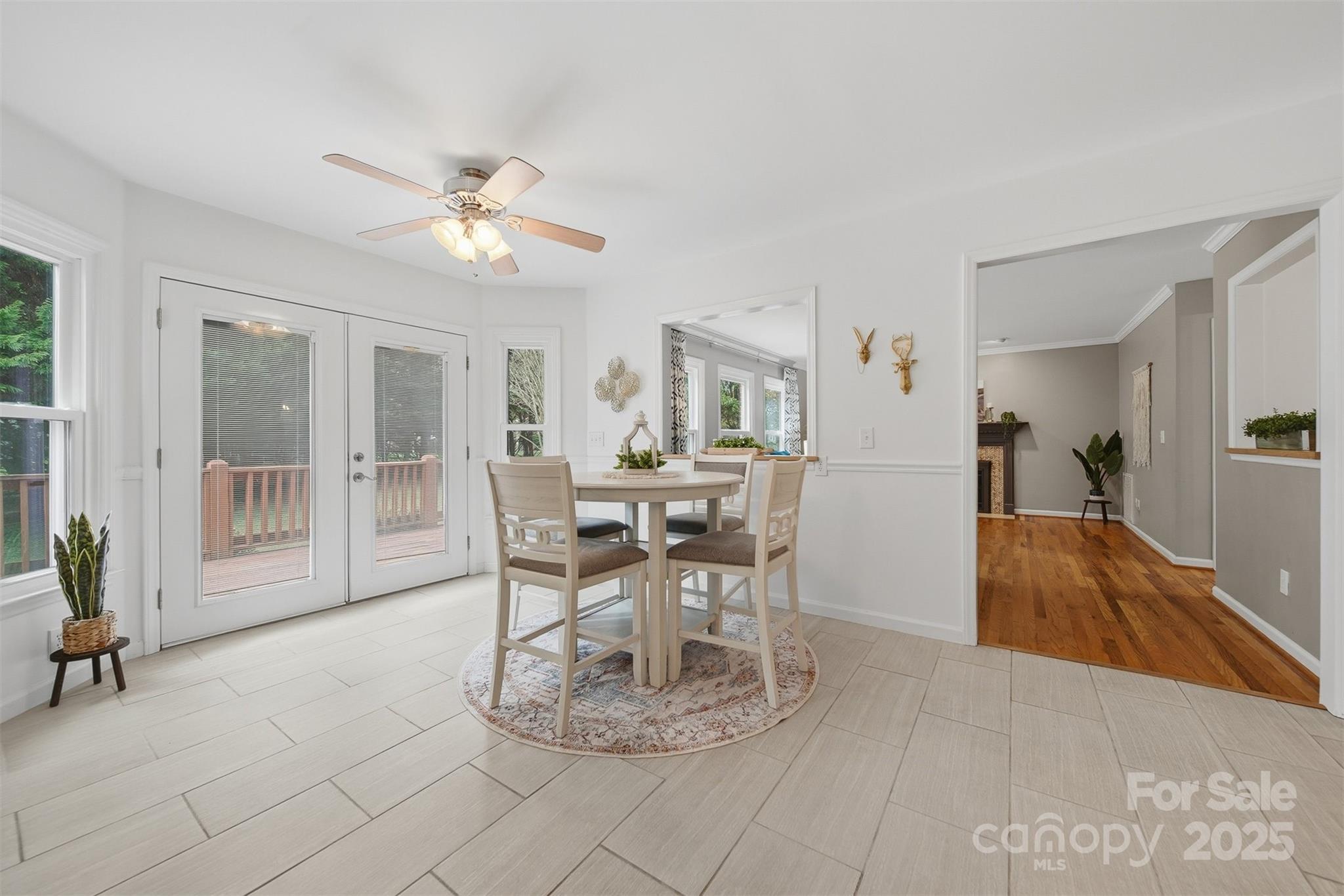 656 Wood Hollow Road