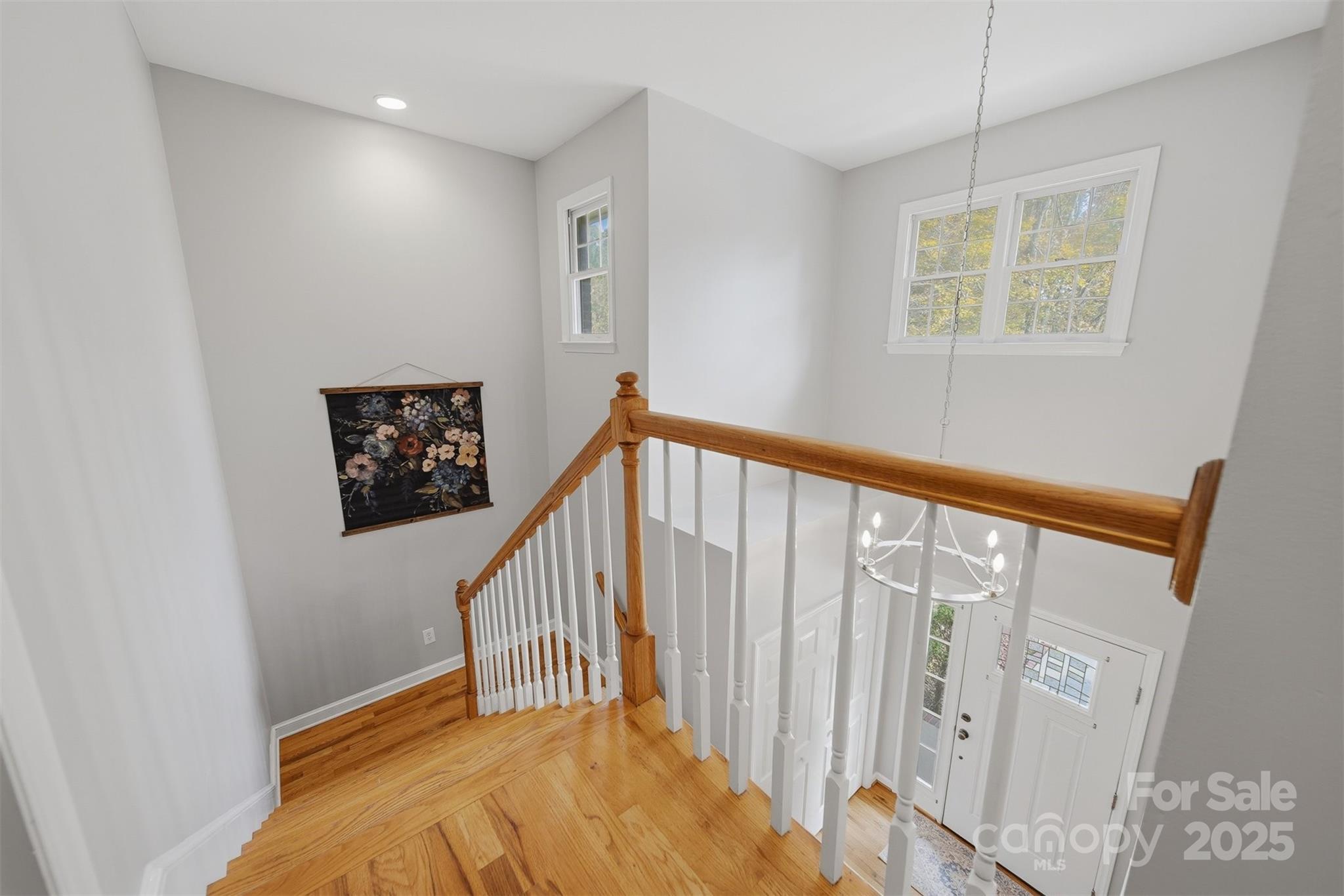 656 Wood Hollow Road