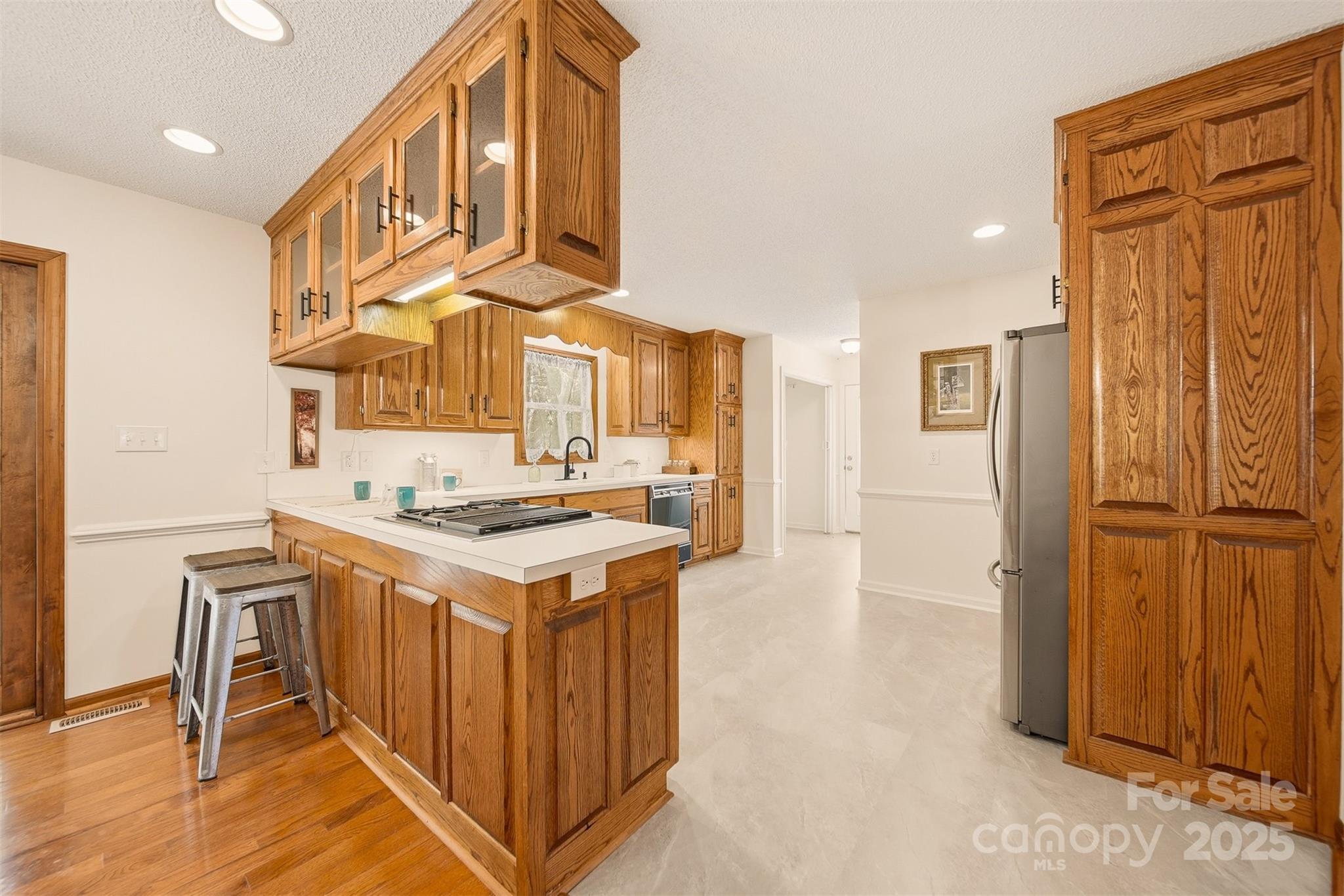 2048 Double Oak Drive