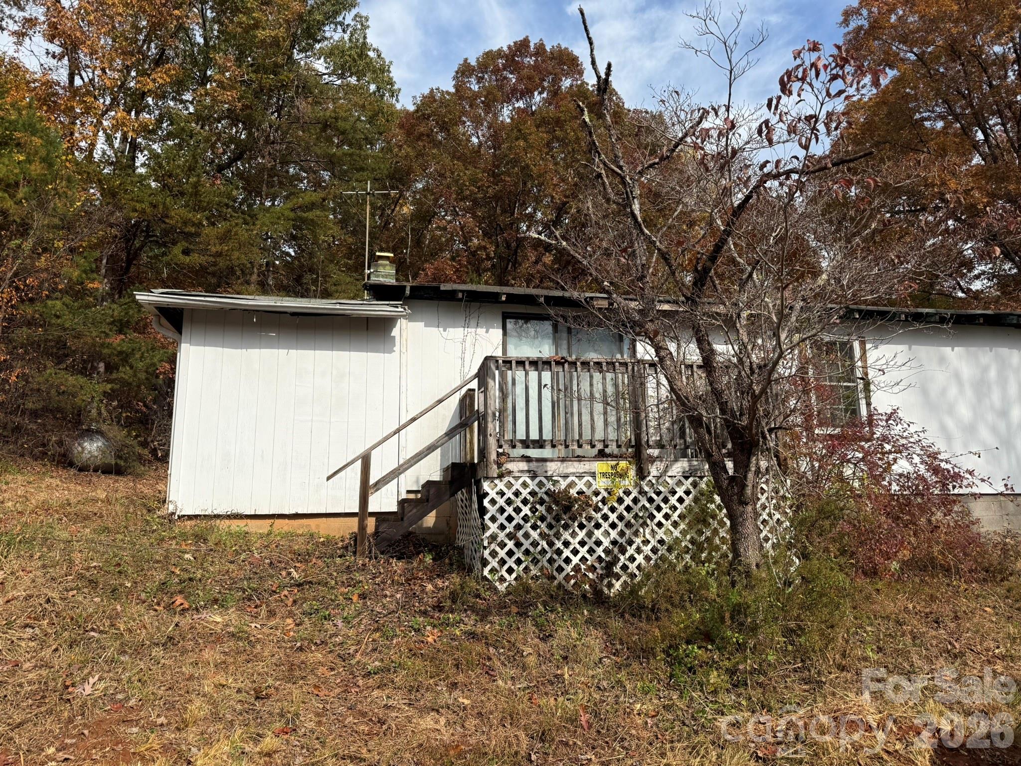 3102 Cove Road