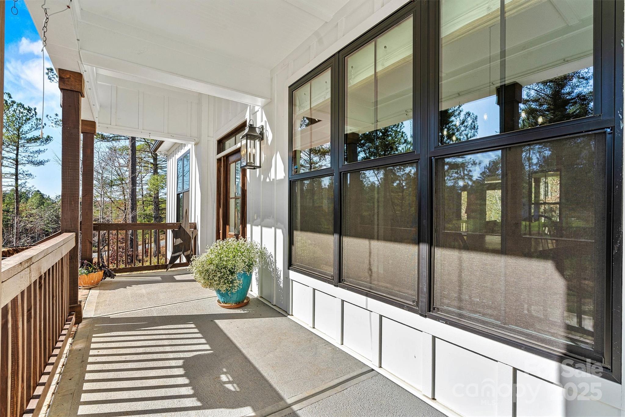 1394 Scenic Lane