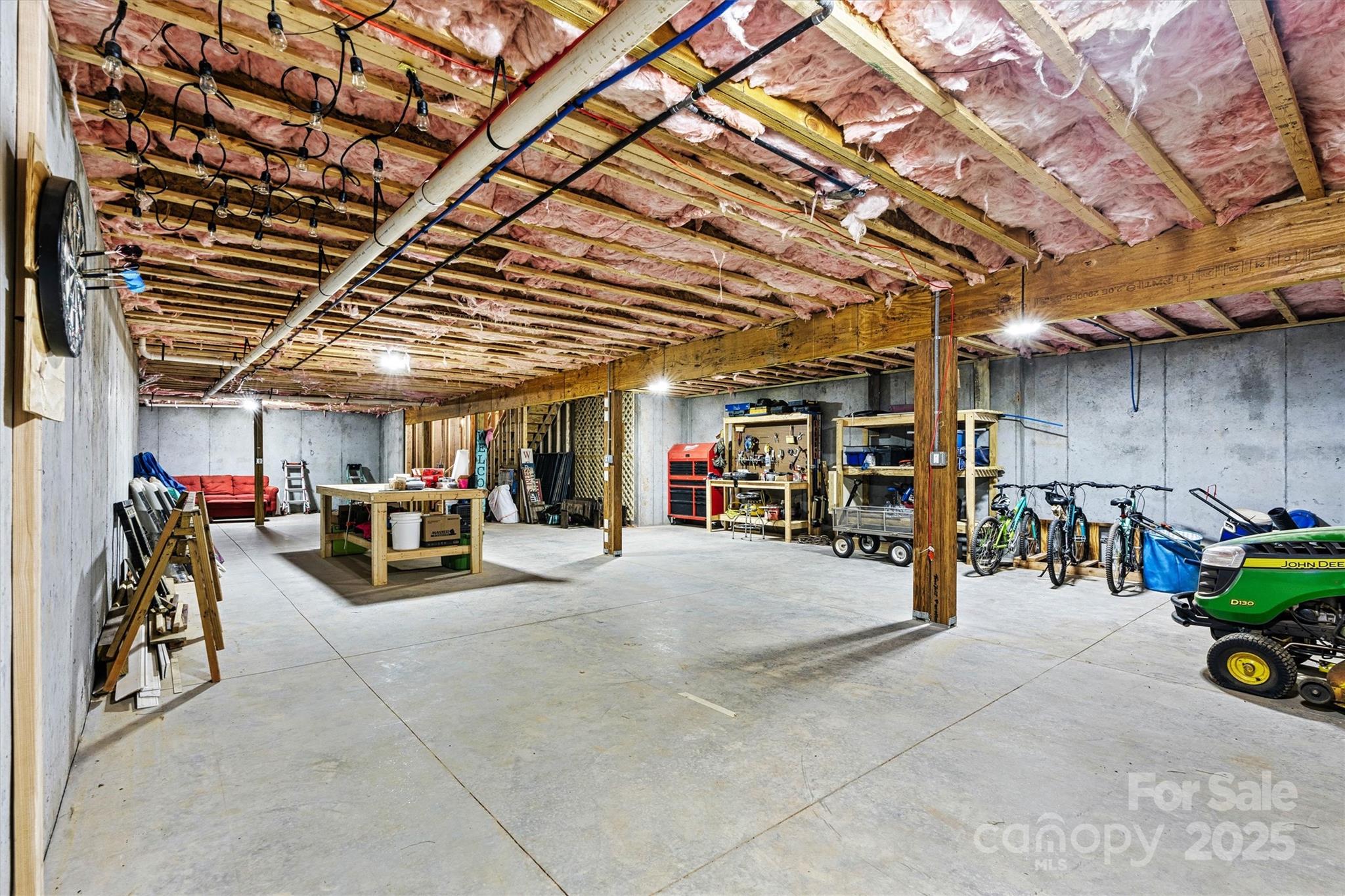 1394 Scenic Lane