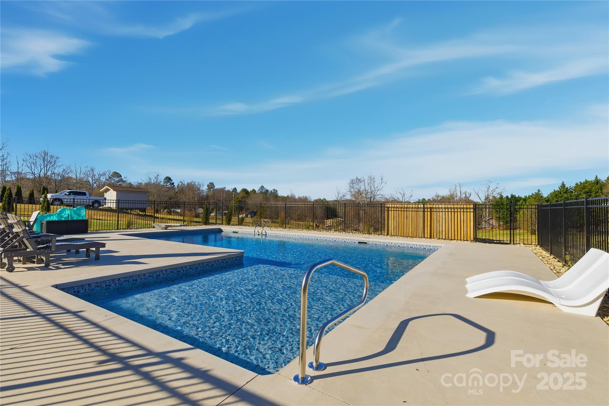 1400 Dry Ponds Road
