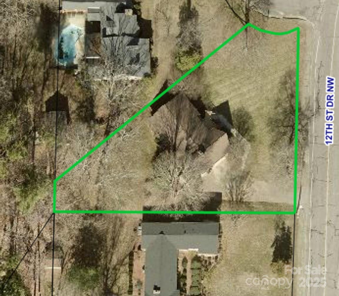 1775 12th Street Drive NW