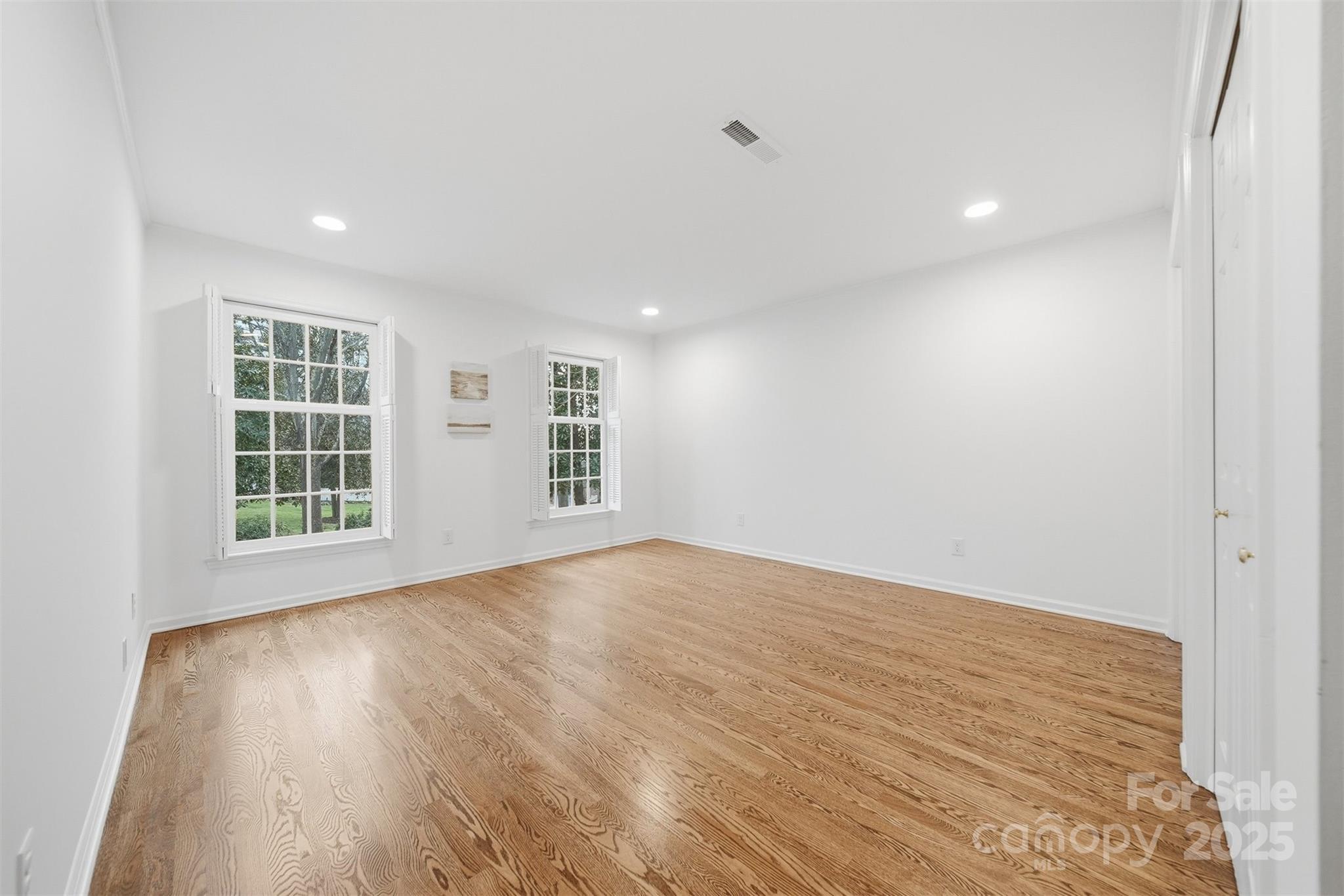 936 18th Avenue Drive NW