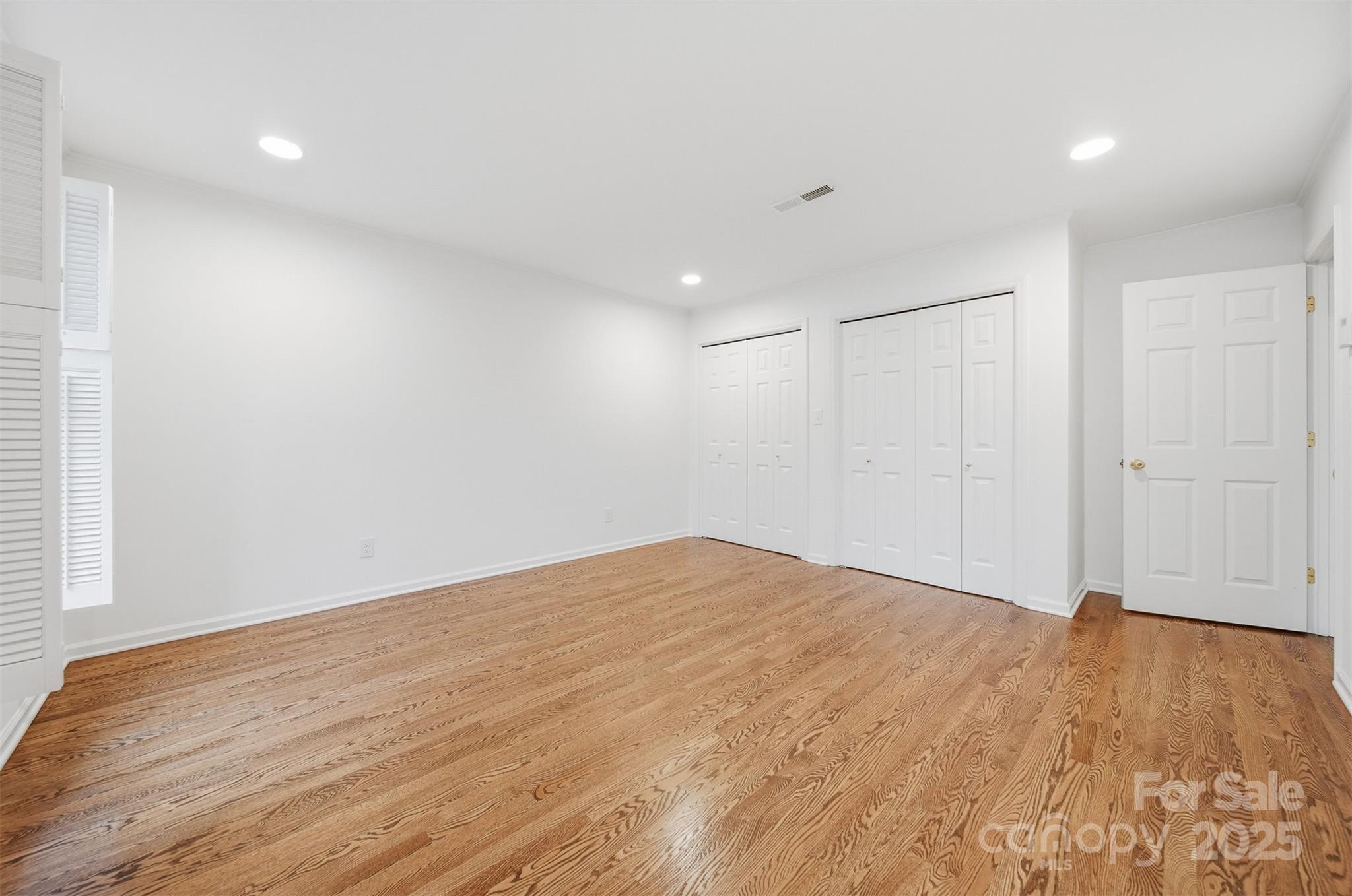 936 18th Avenue Drive NW