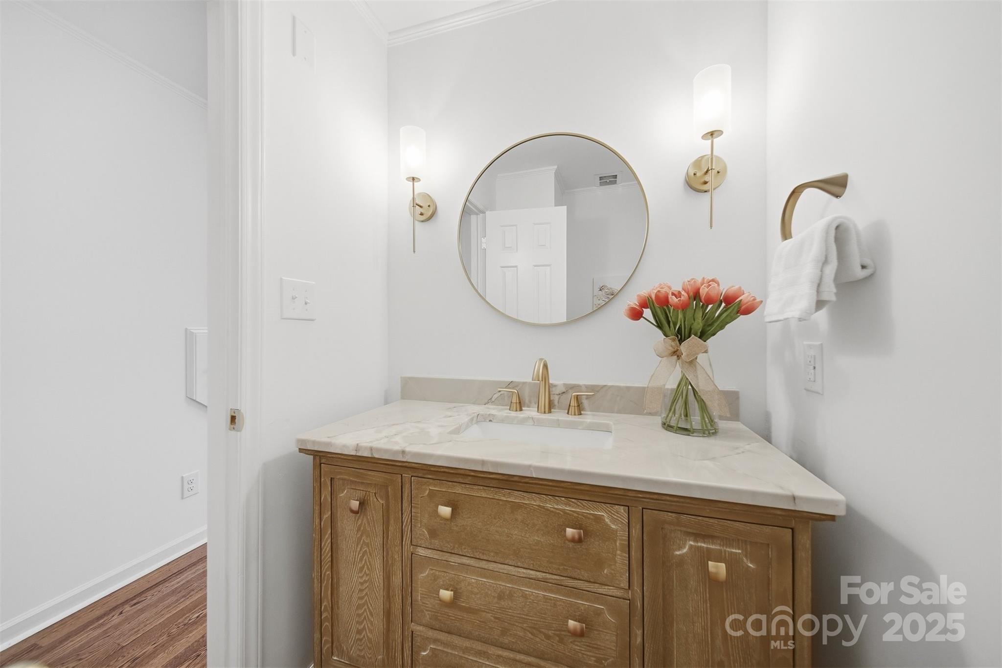 936 18th Avenue Drive NW