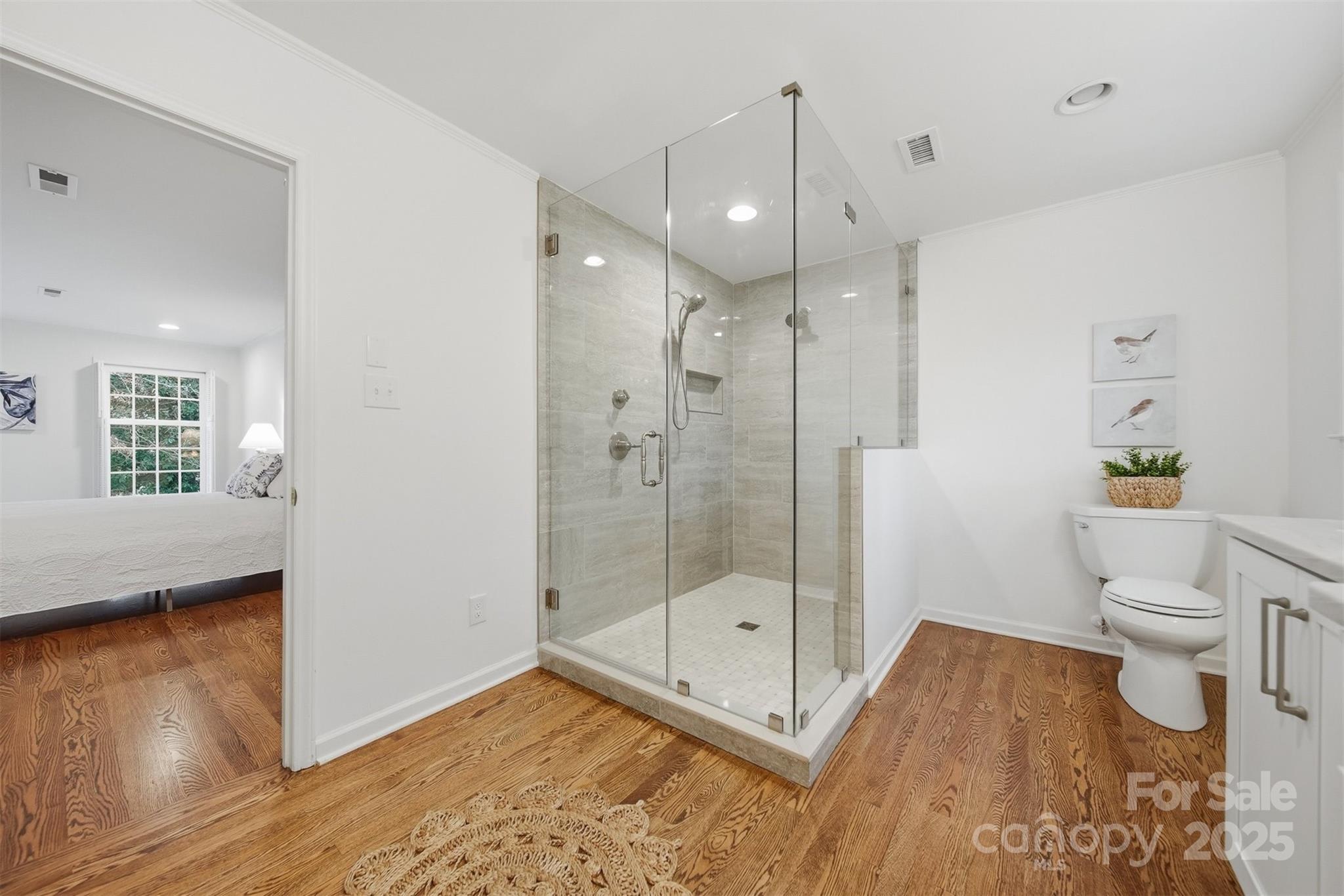 936 18th Avenue Drive NW