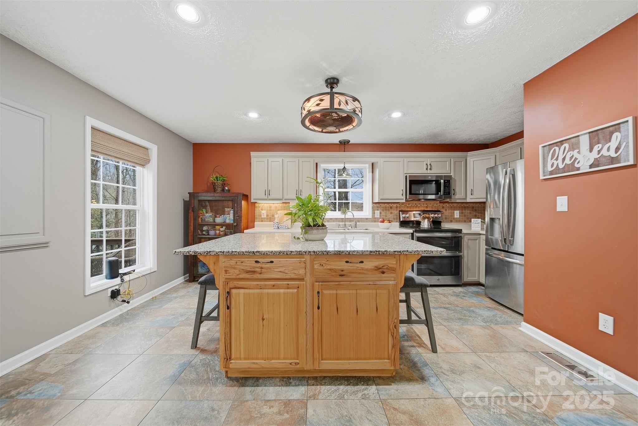 85 Sarahs Spring Road