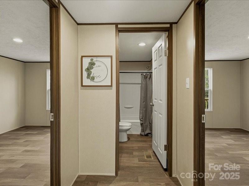 3160 Mariposa Lane