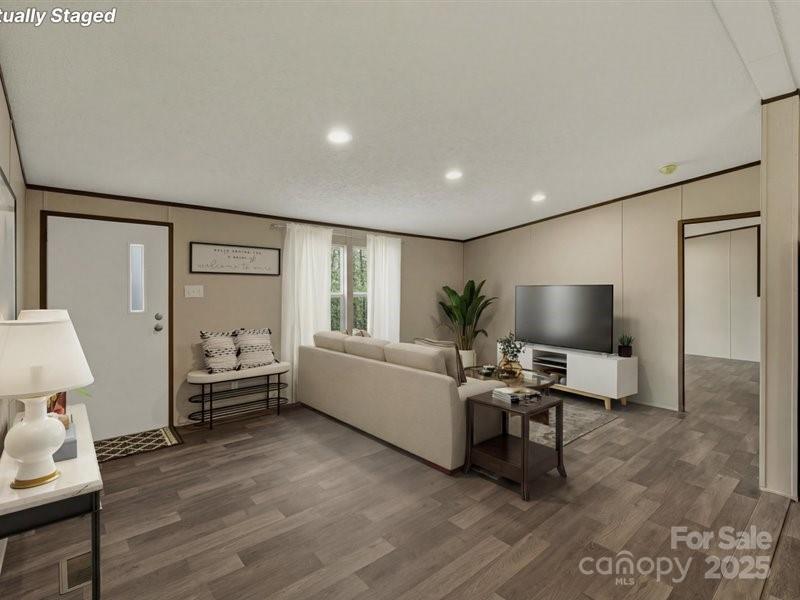 3160 Mariposa Lane