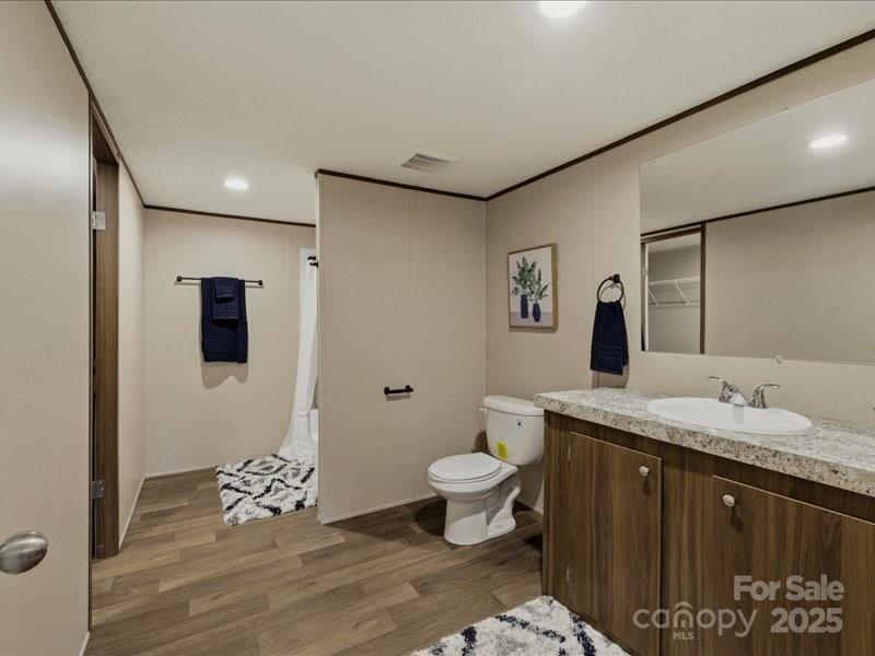 3160 Mariposa Lane