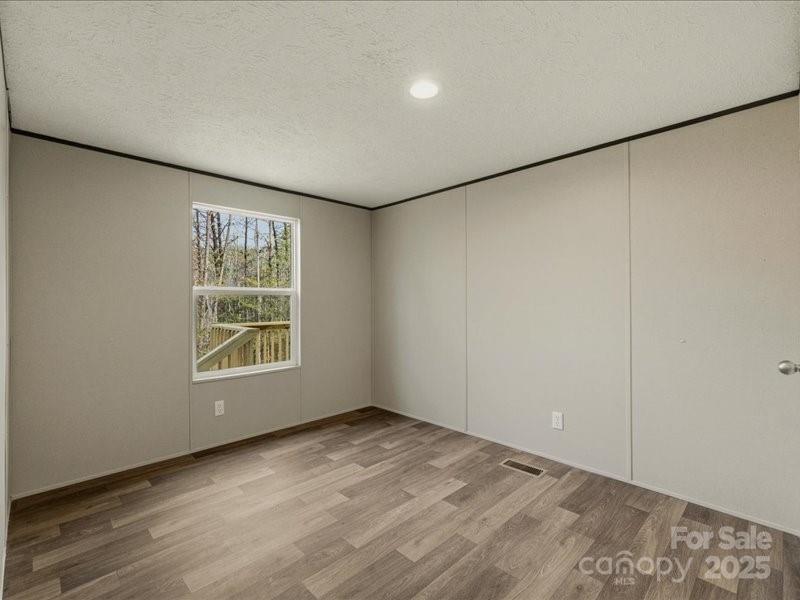 3160 Mariposa Lane