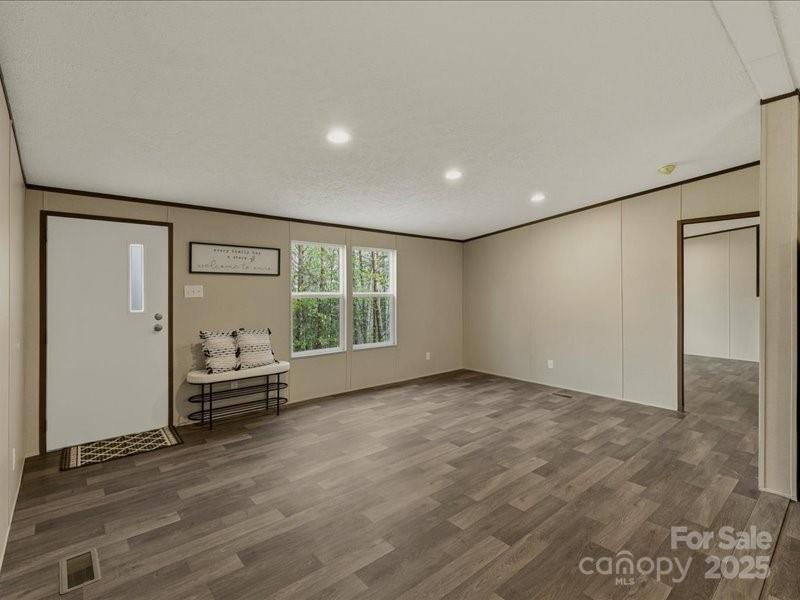 3160 Mariposa Lane