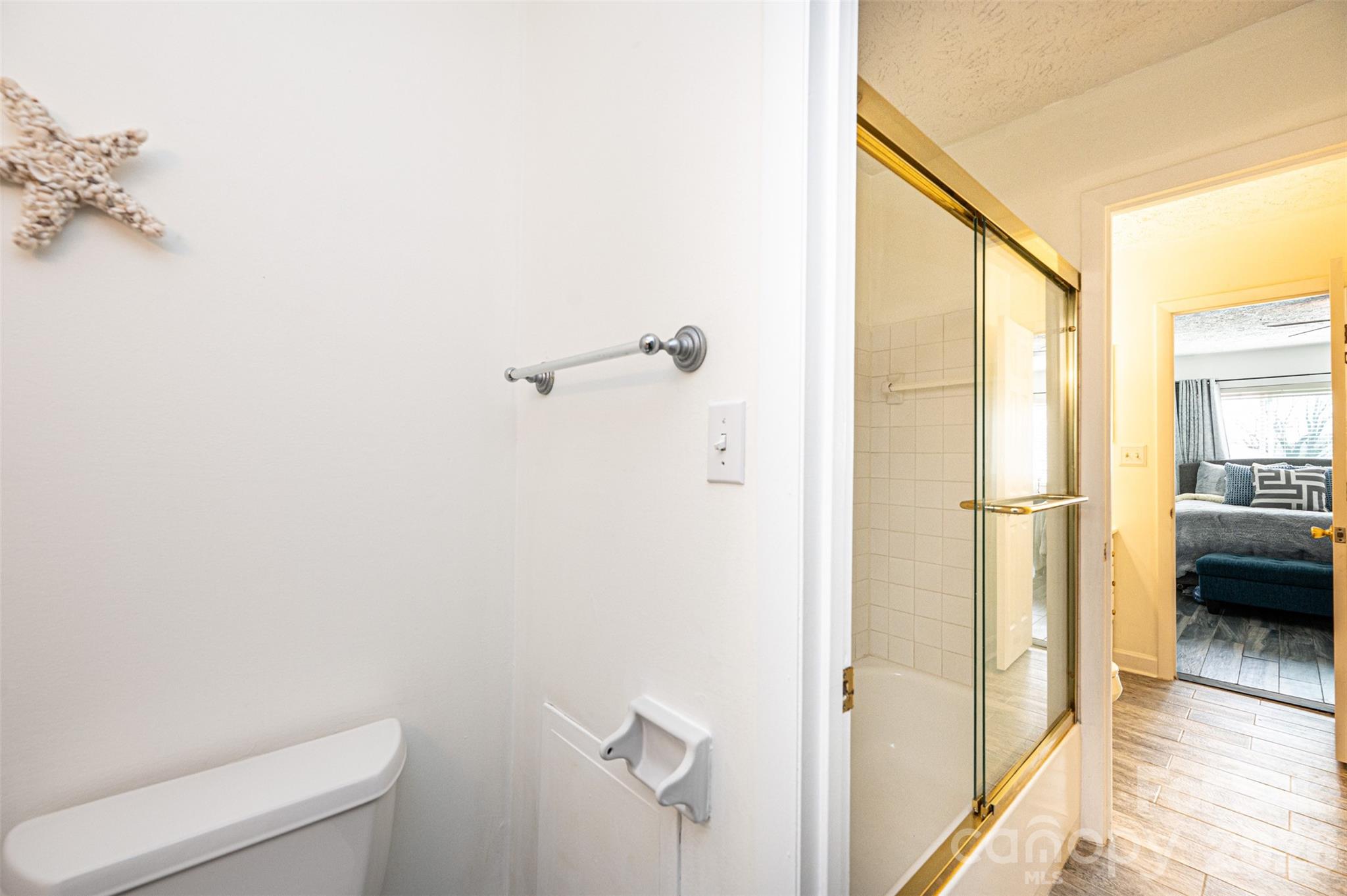 1050 21st Avenue NW Unit: 60