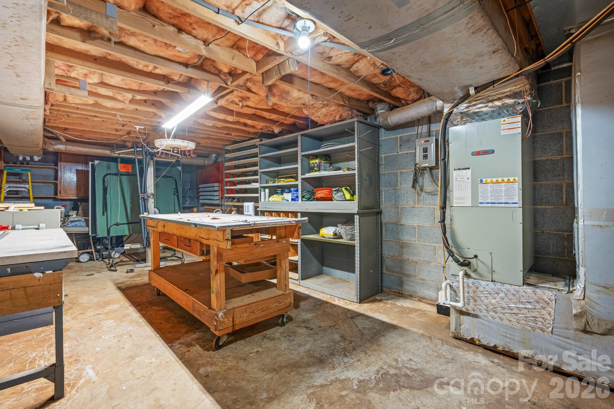 2609 Raintree Street