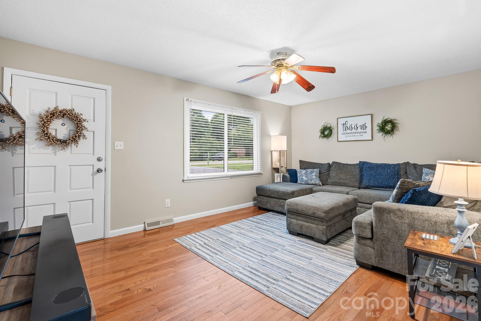 2609 Raintree Street