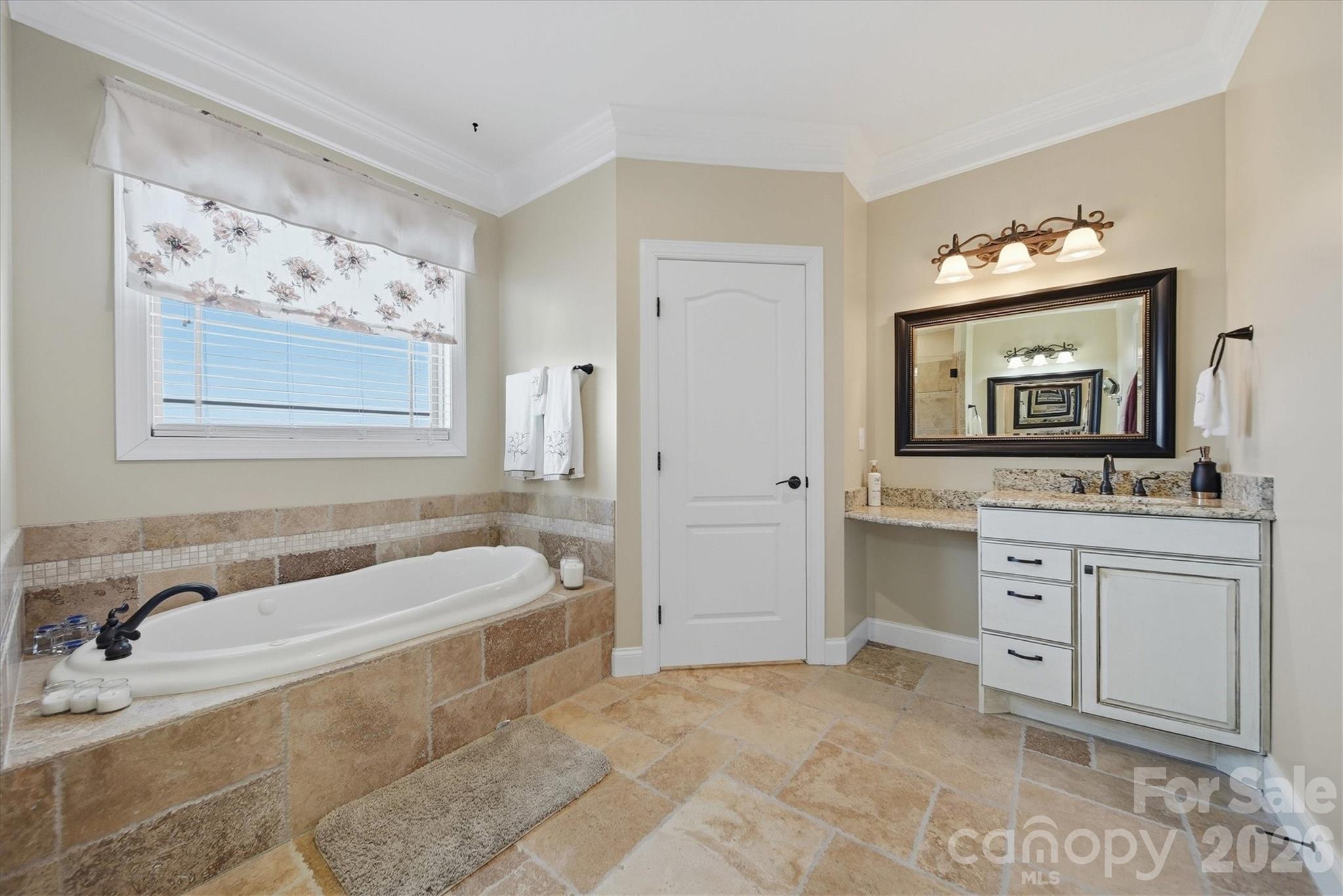 1743 Whitewater Court