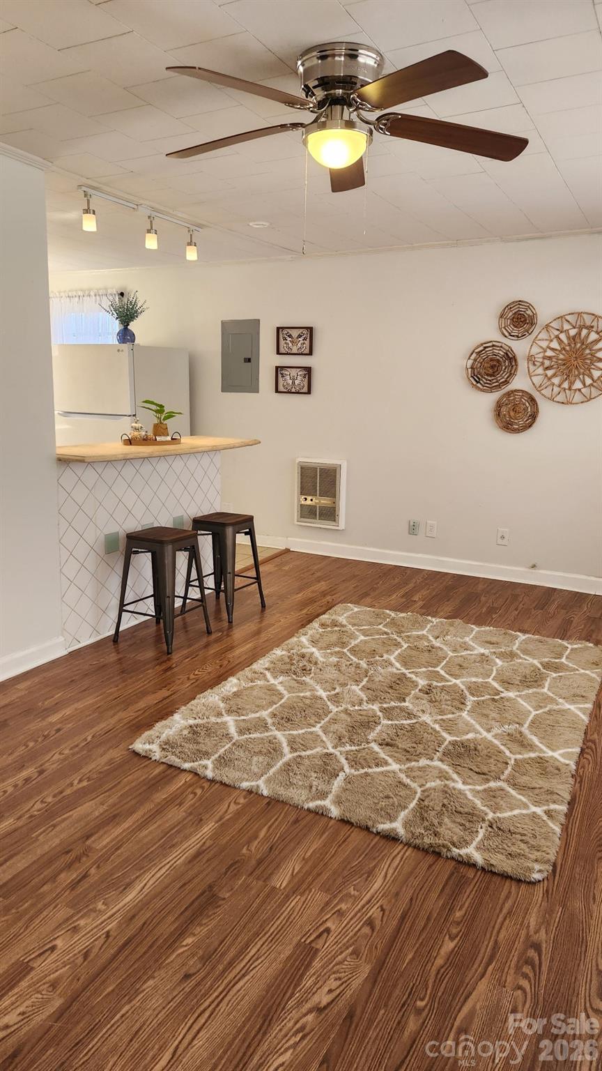 508 Arlington Circle NW